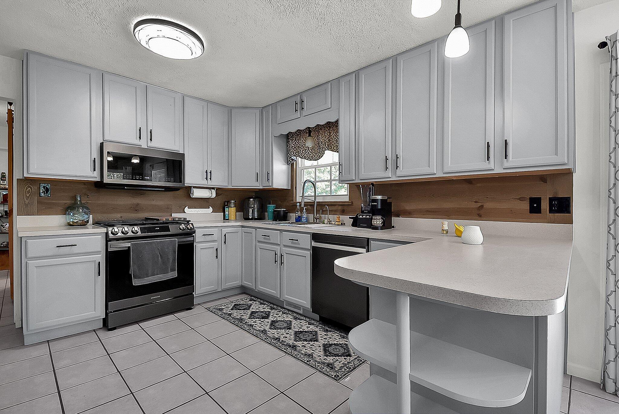 1831 Huron Drive Property Photo 13