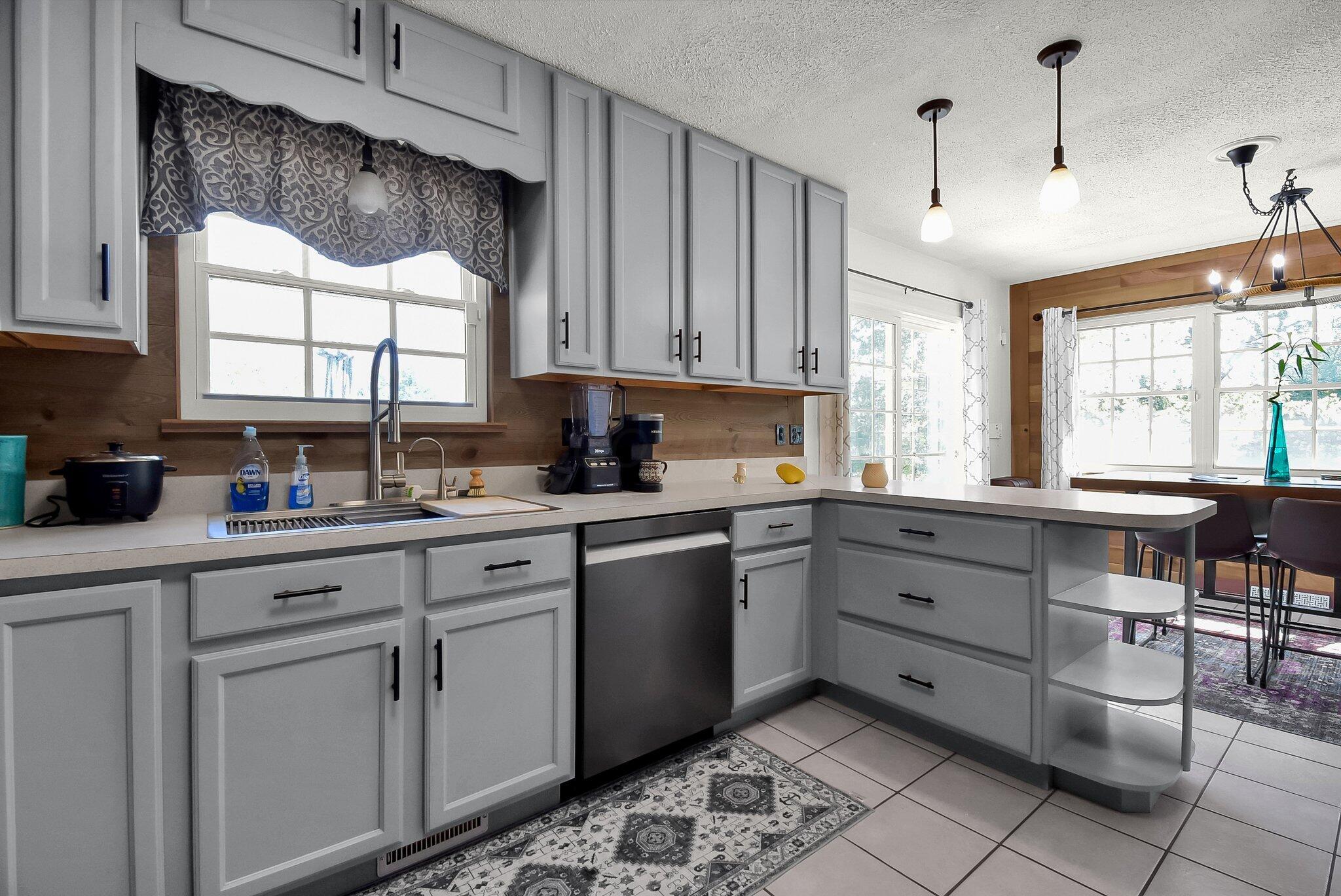 1831 Huron Drive Property Photo 16
