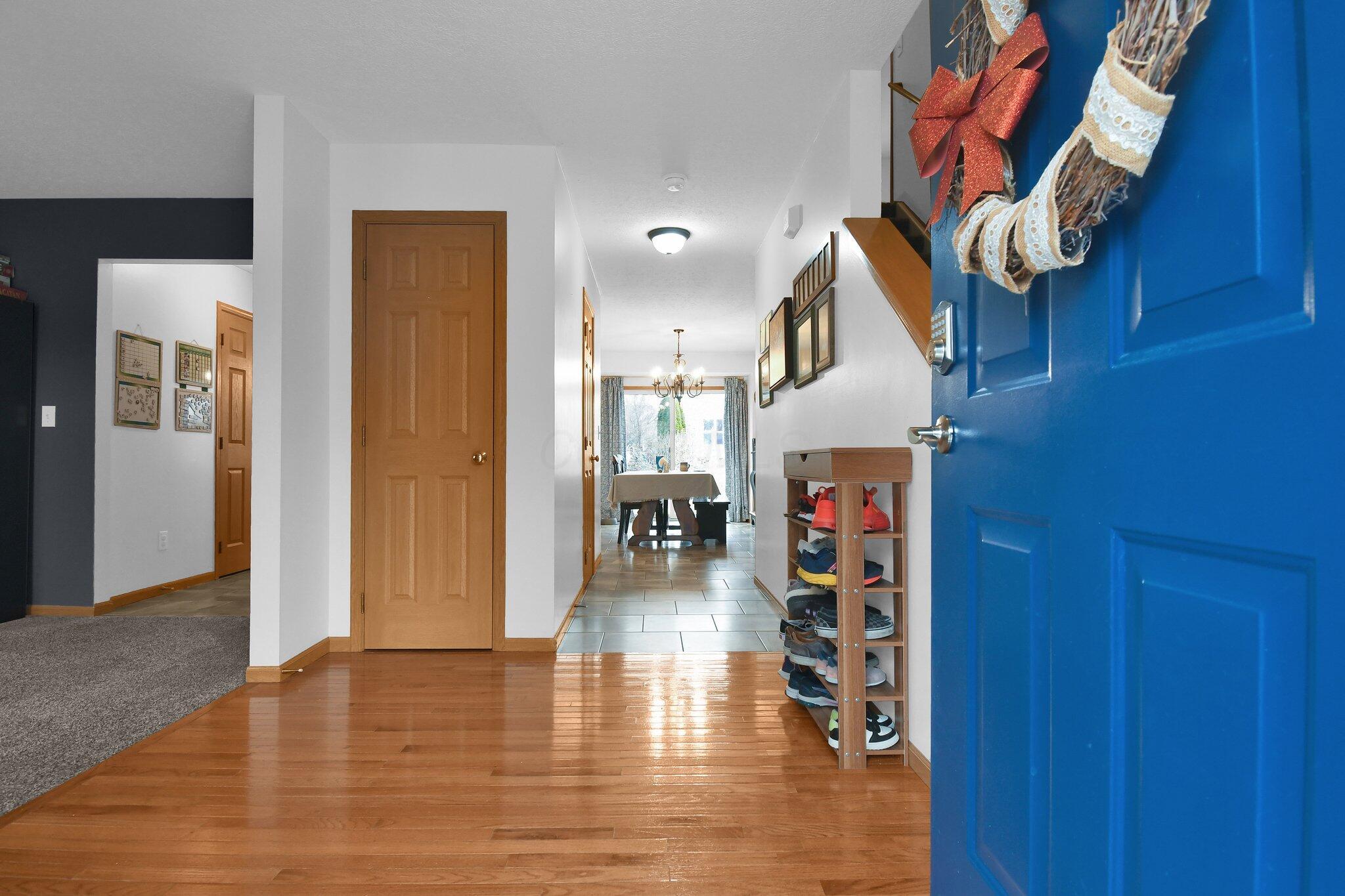 115 Sapphire Ice Drive Property Photo 7