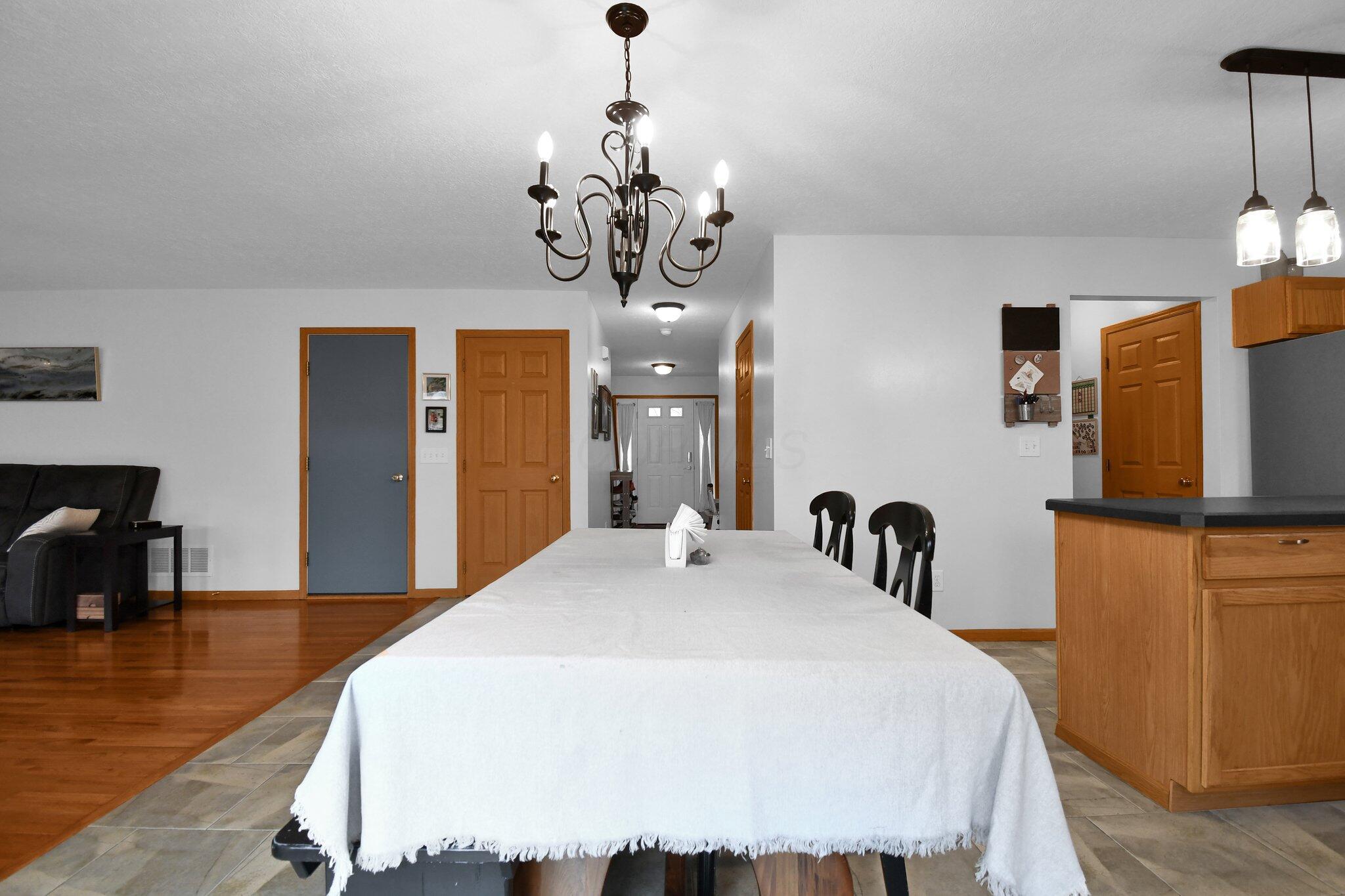 115 Sapphire Ice Drive Property Photo 15