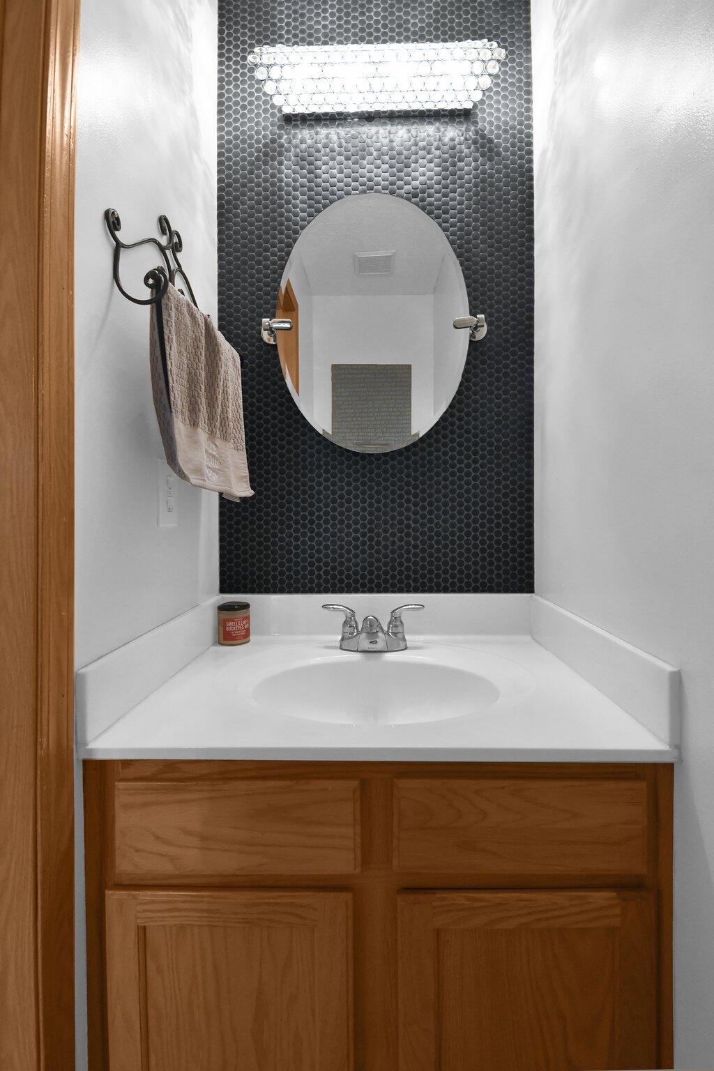 115 Sapphire Ice Drive Property Photo 20