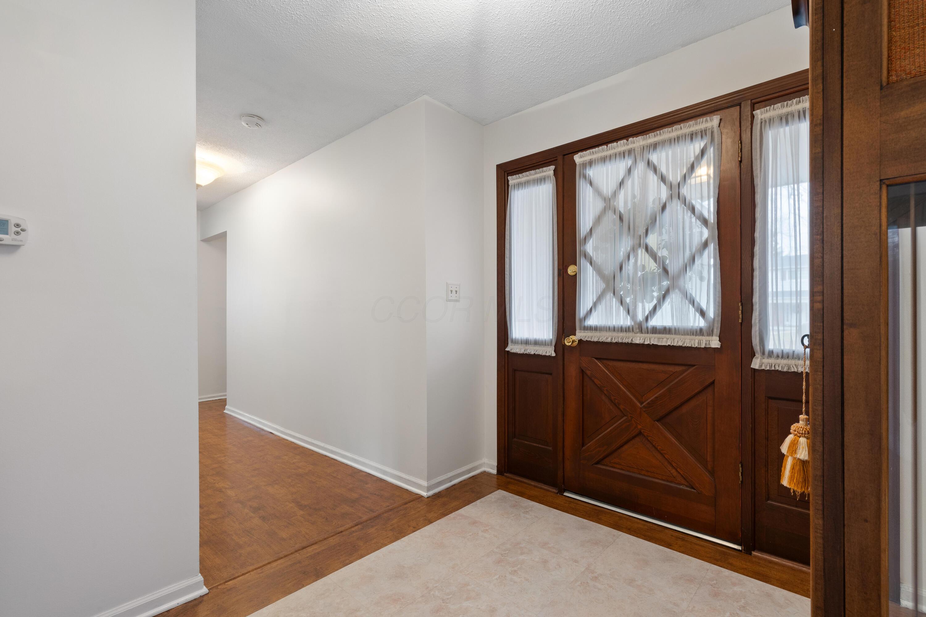 571 Waterbury Boulevard Property Photo 6