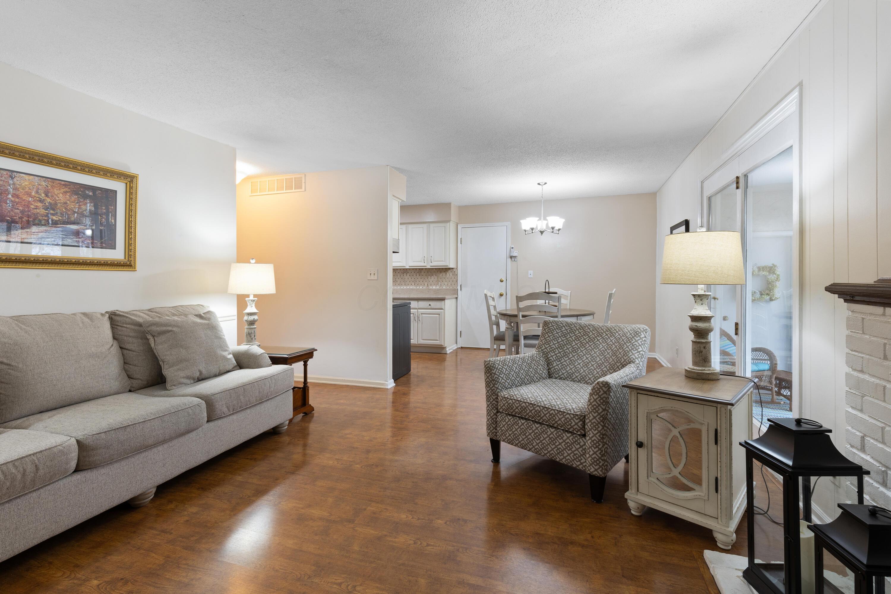 571 Waterbury Boulevard Property Photo 20