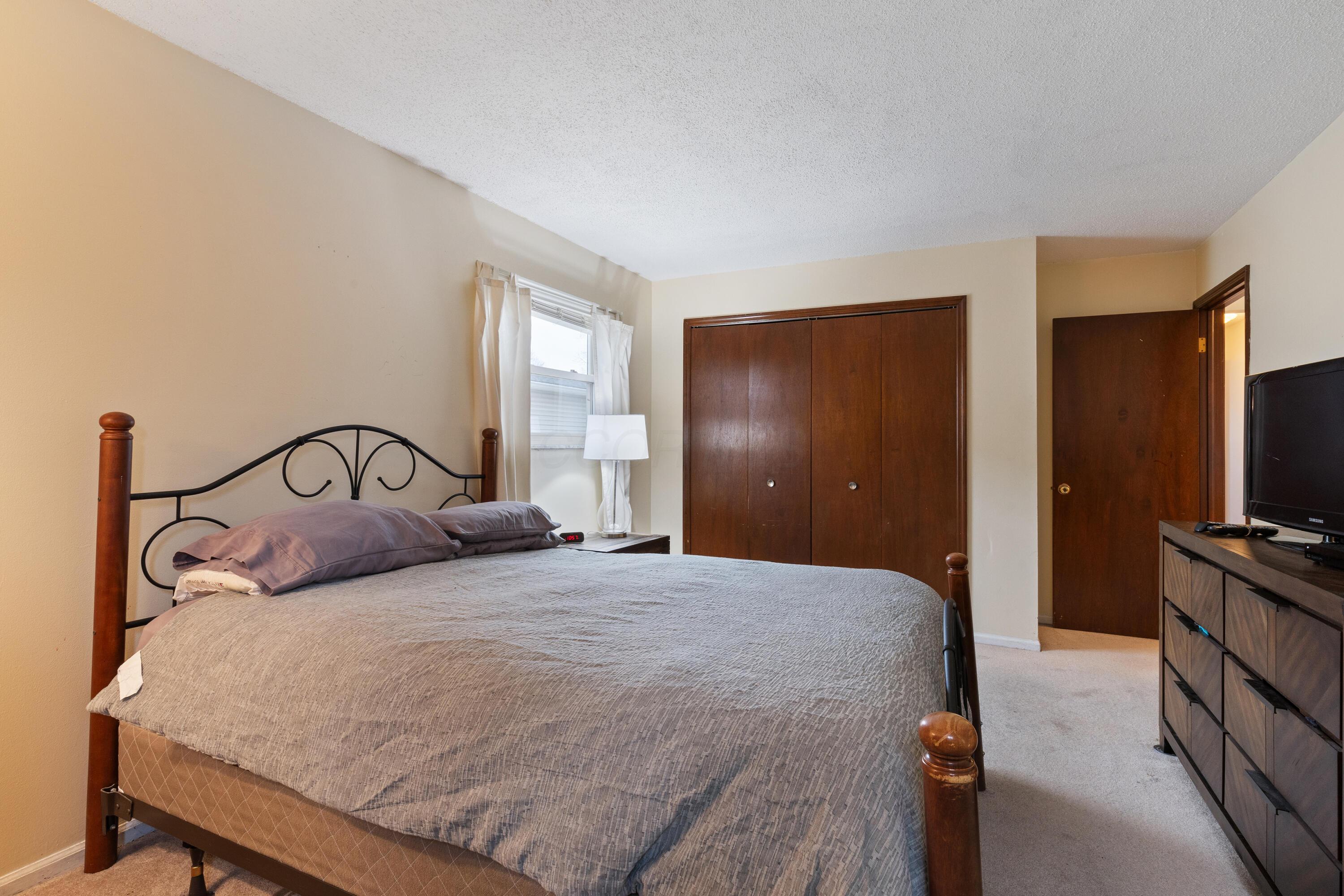 571 Waterbury Boulevard Property Photo 39