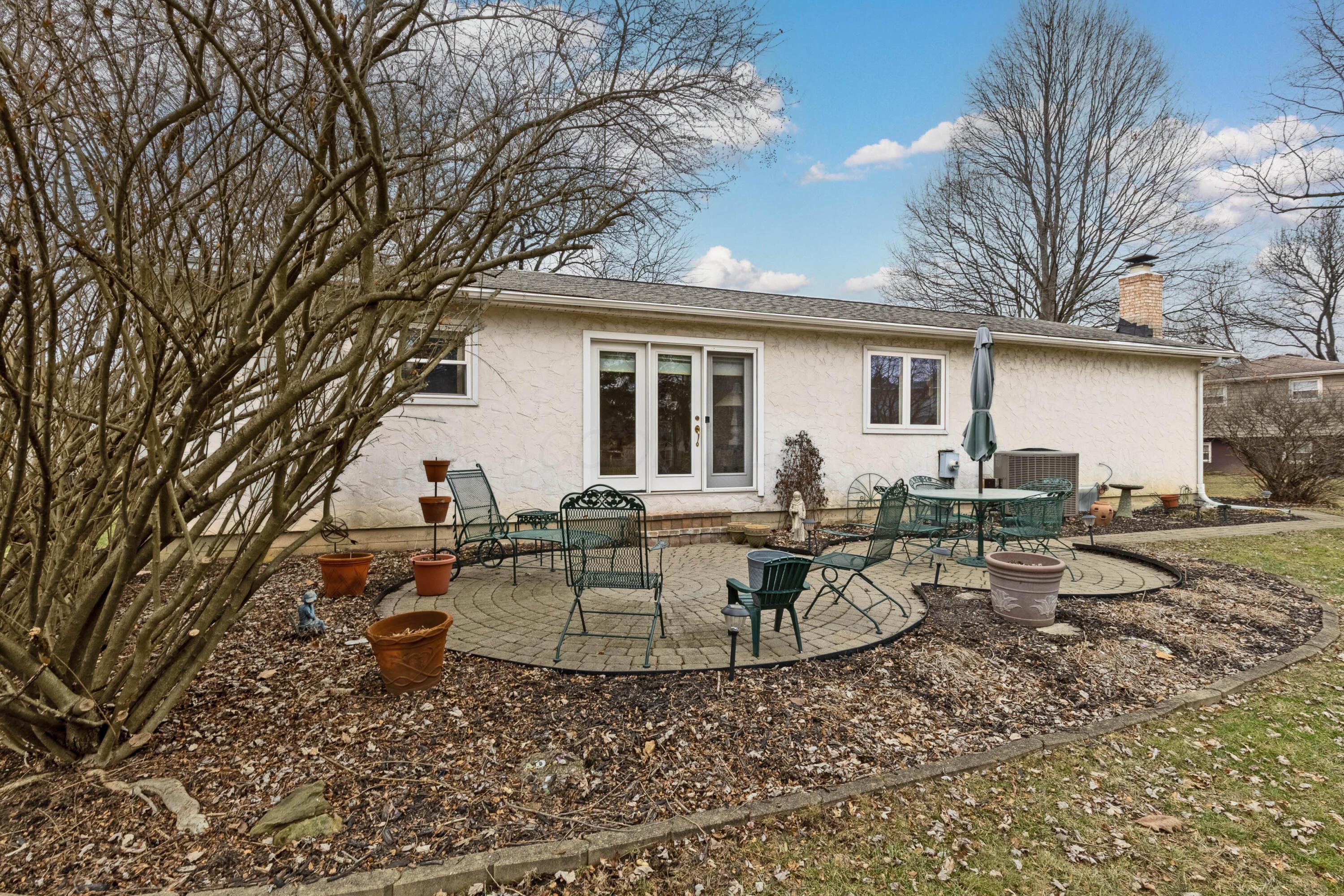 571 Waterbury Boulevard Property Photo 44