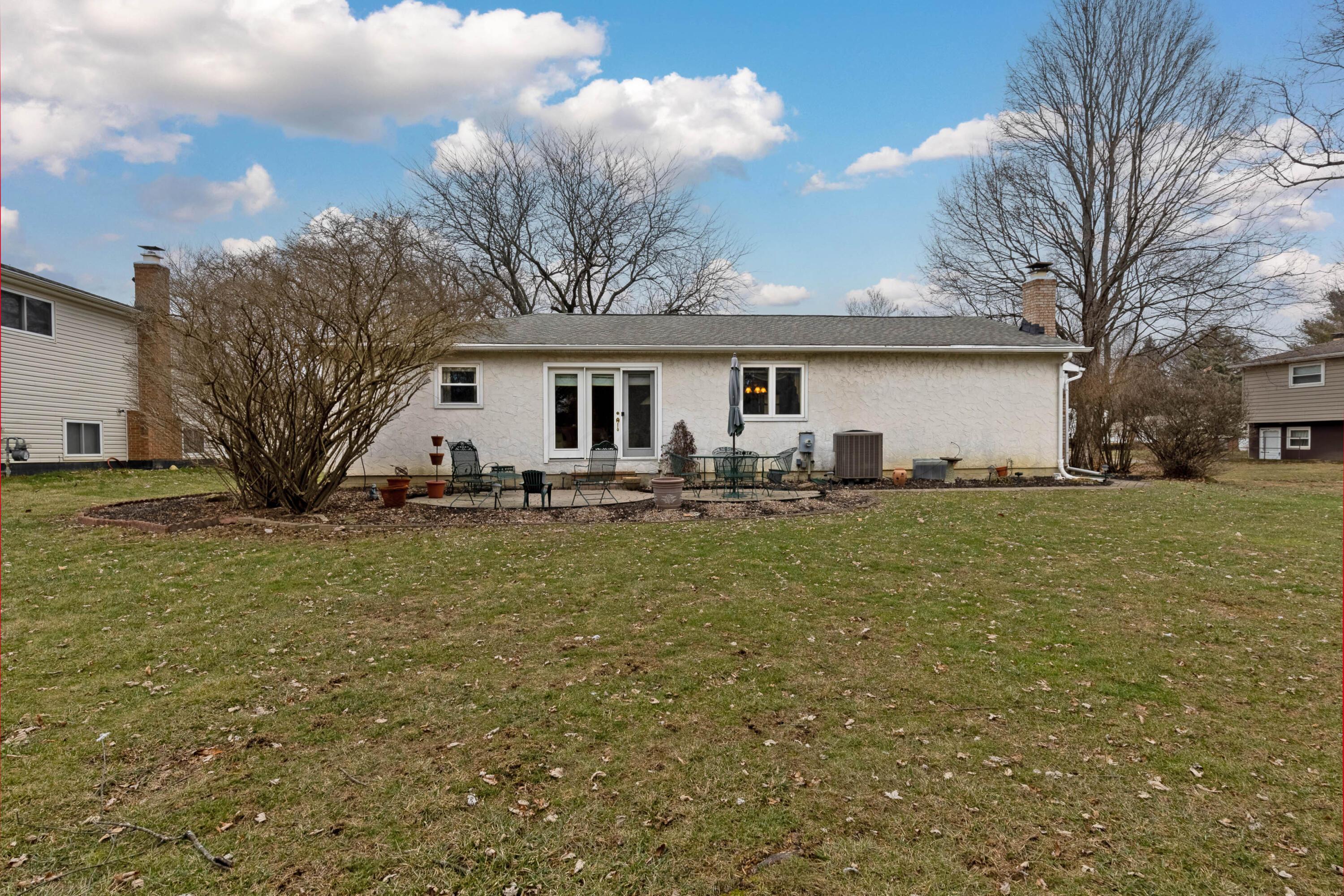 571 Waterbury Boulevard Property Photo 47