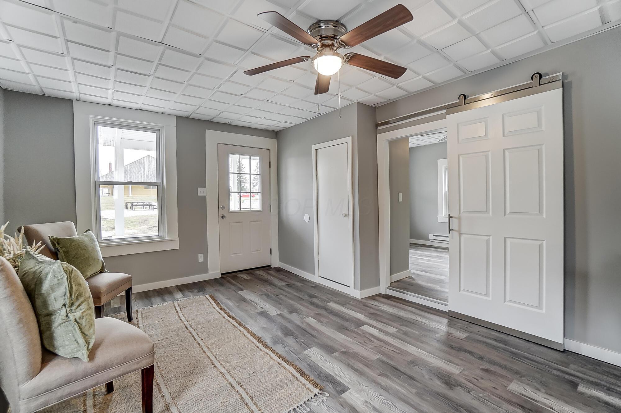 222 N College Street Property Photo 12