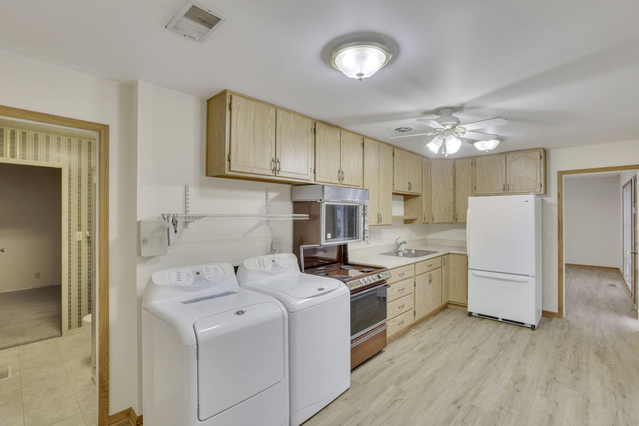 516 Daventry Lane Property Photo 11