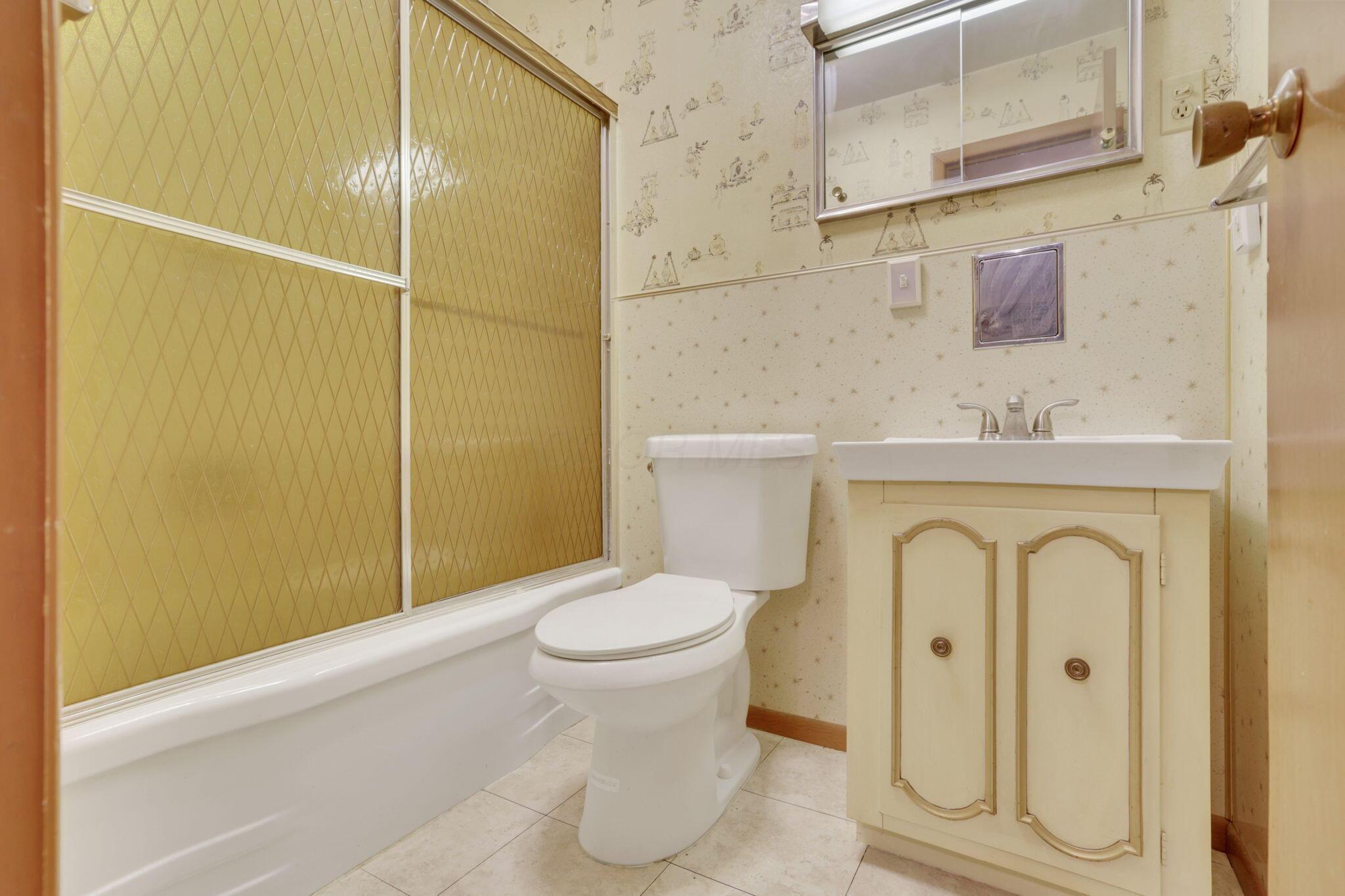 516 Daventry Lane Property Photo 13