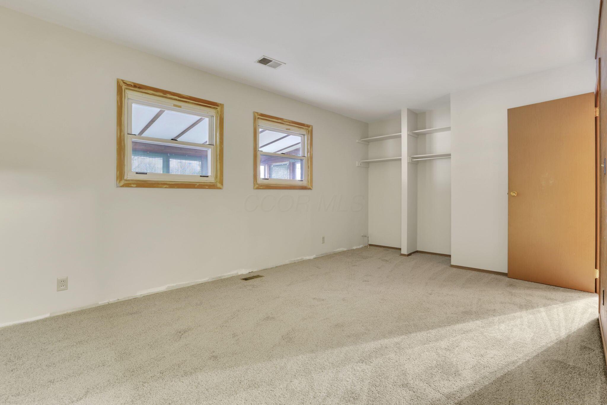516 Daventry Lane Property Photo 20