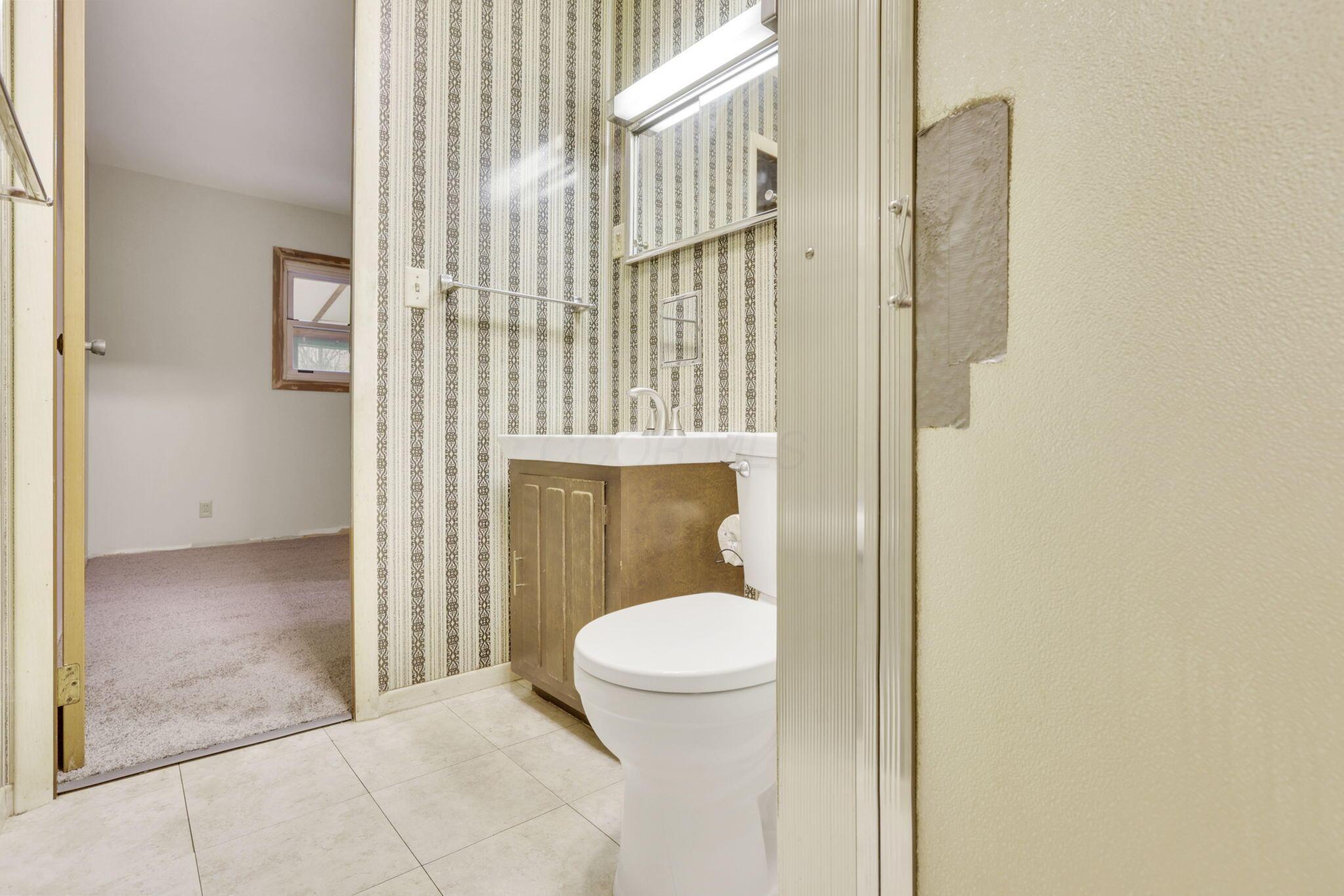 516 Daventry Lane Property Photo 21