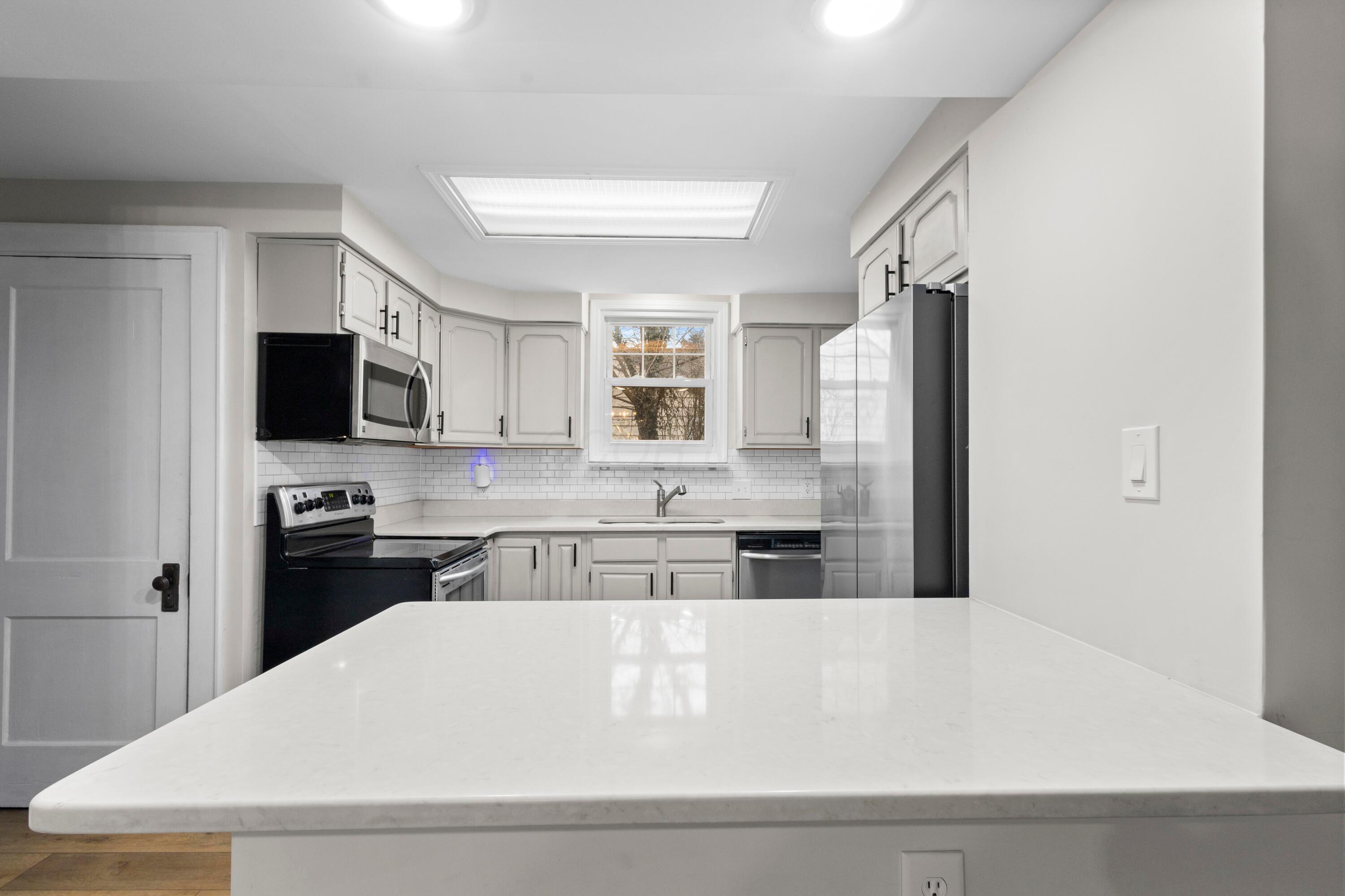 364 Blenheim Road Property Photo 9
