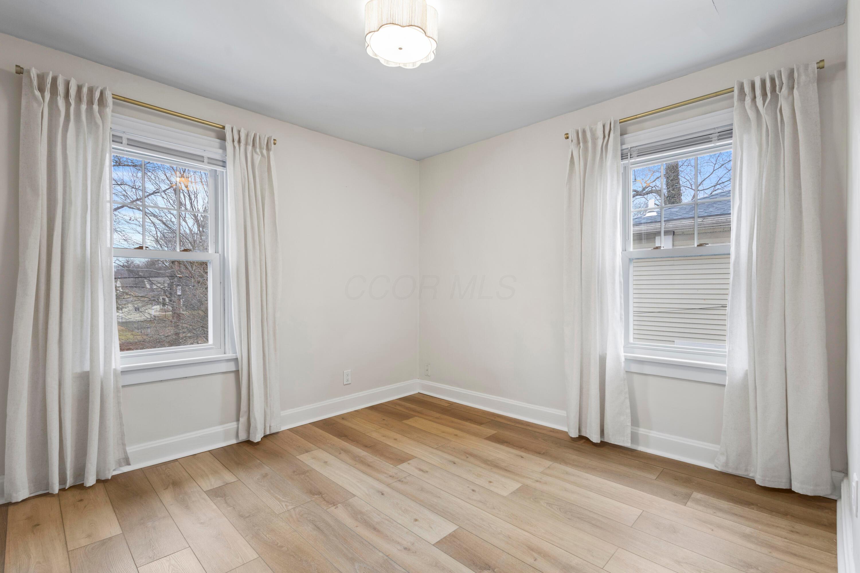 364 Blenheim Road Property Photo 22
