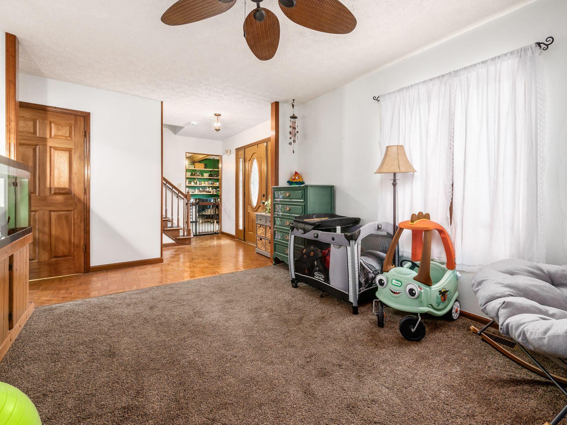 509 Rosehill Road Property Photo 6