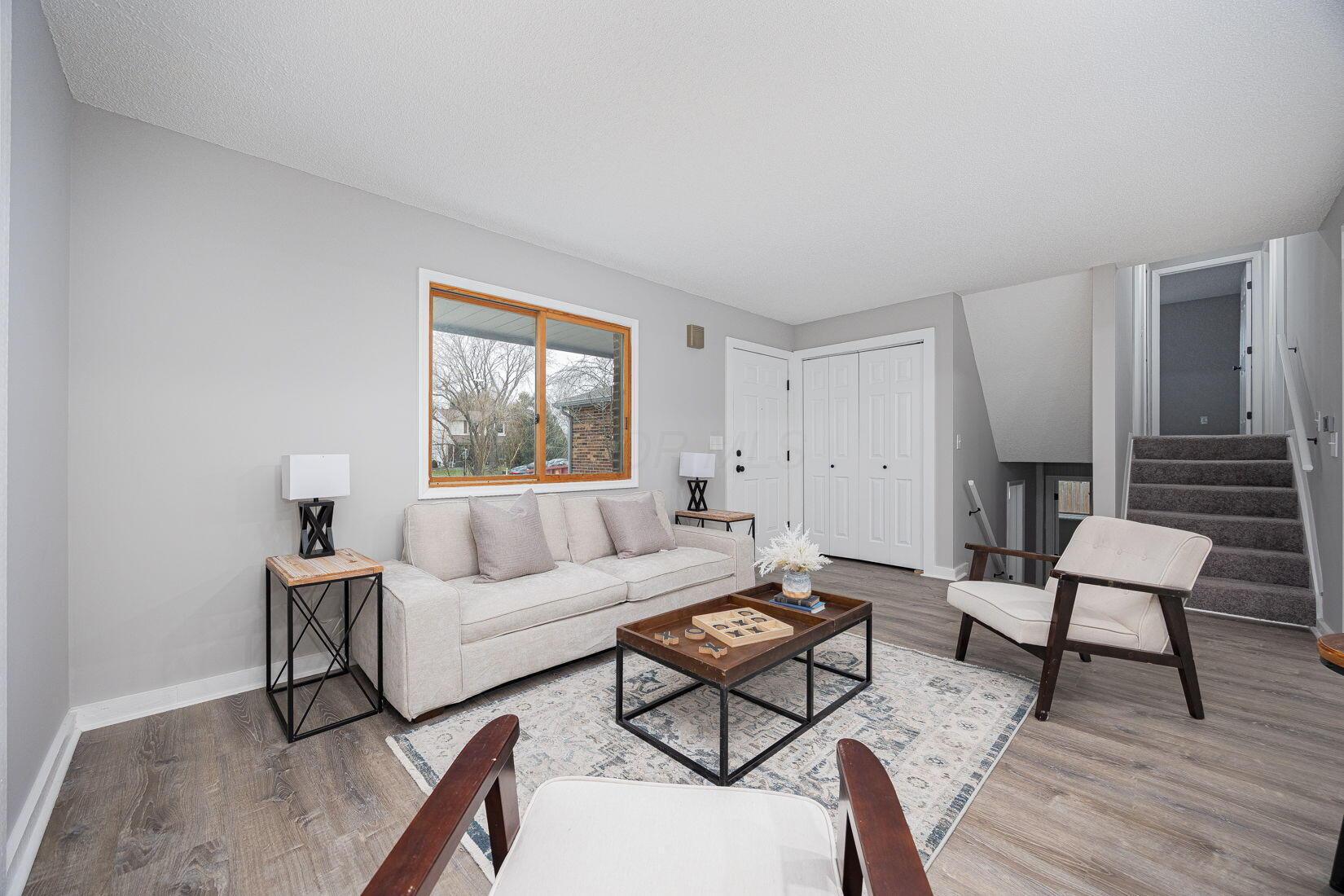 12052 Peppermill Lane Property Photo 8