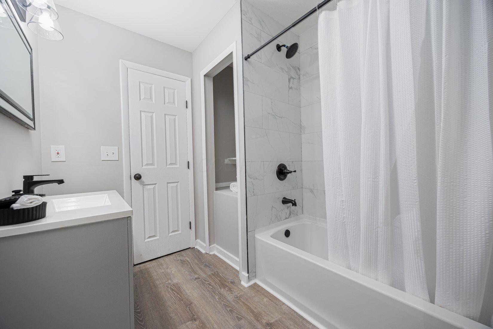 12052 Peppermill Lane Property Photo 23