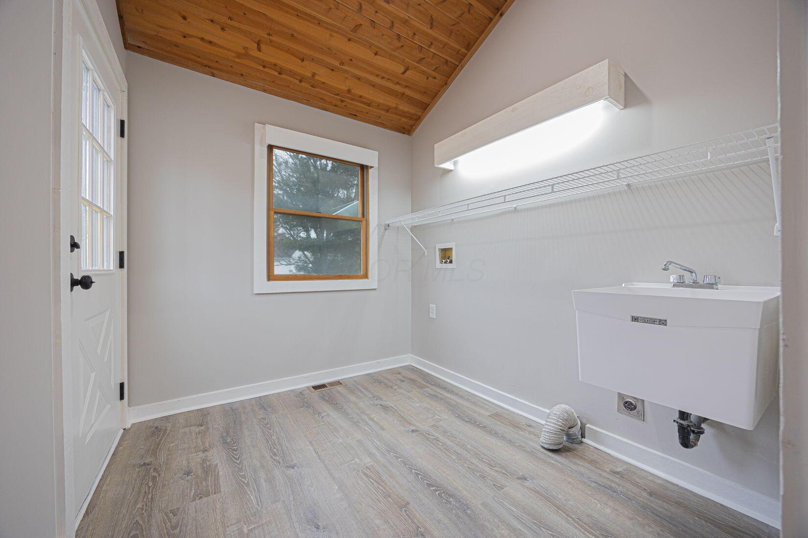 12052 Peppermill Lane Property Photo 26