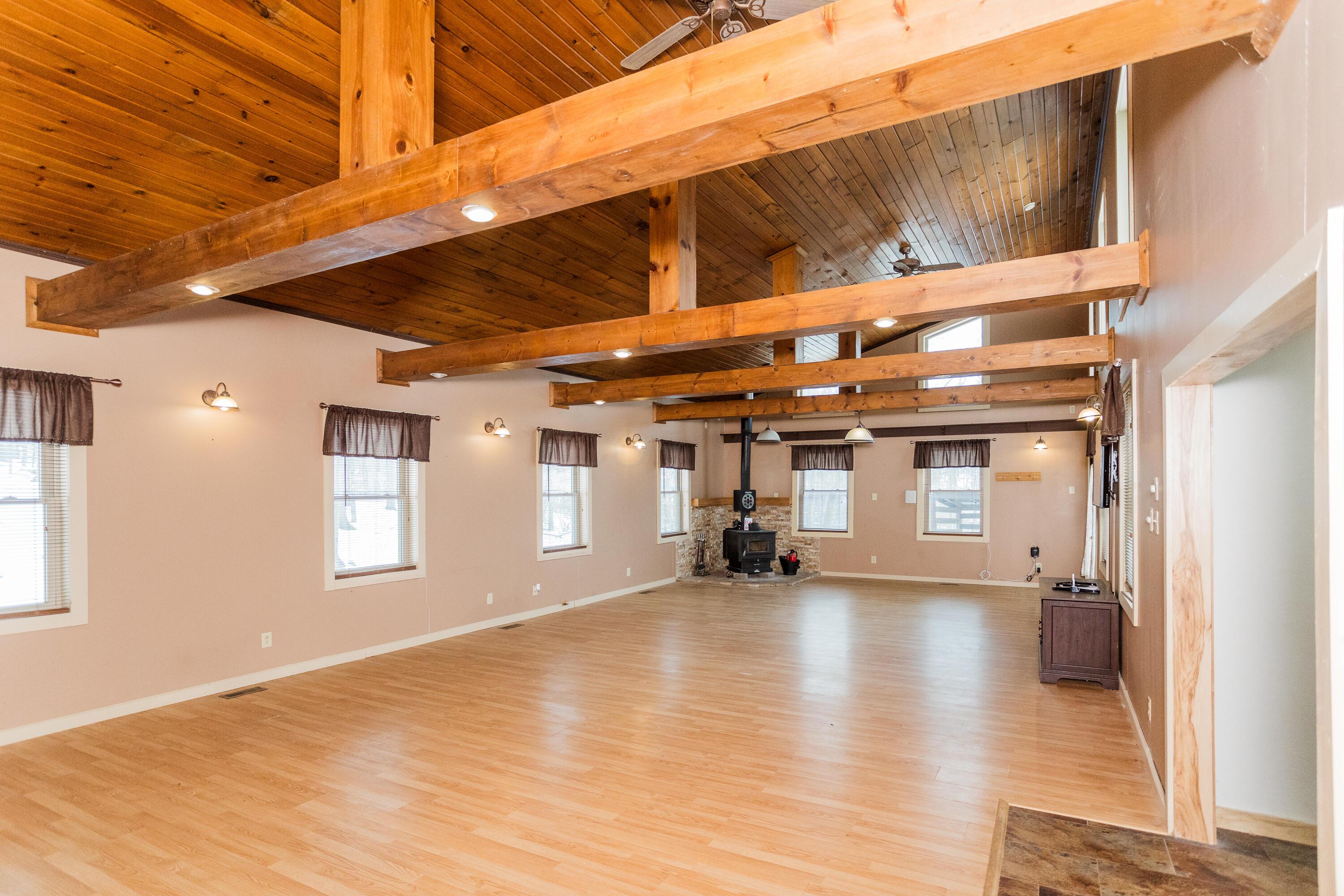 7609 Columbus Road Property Photo 12