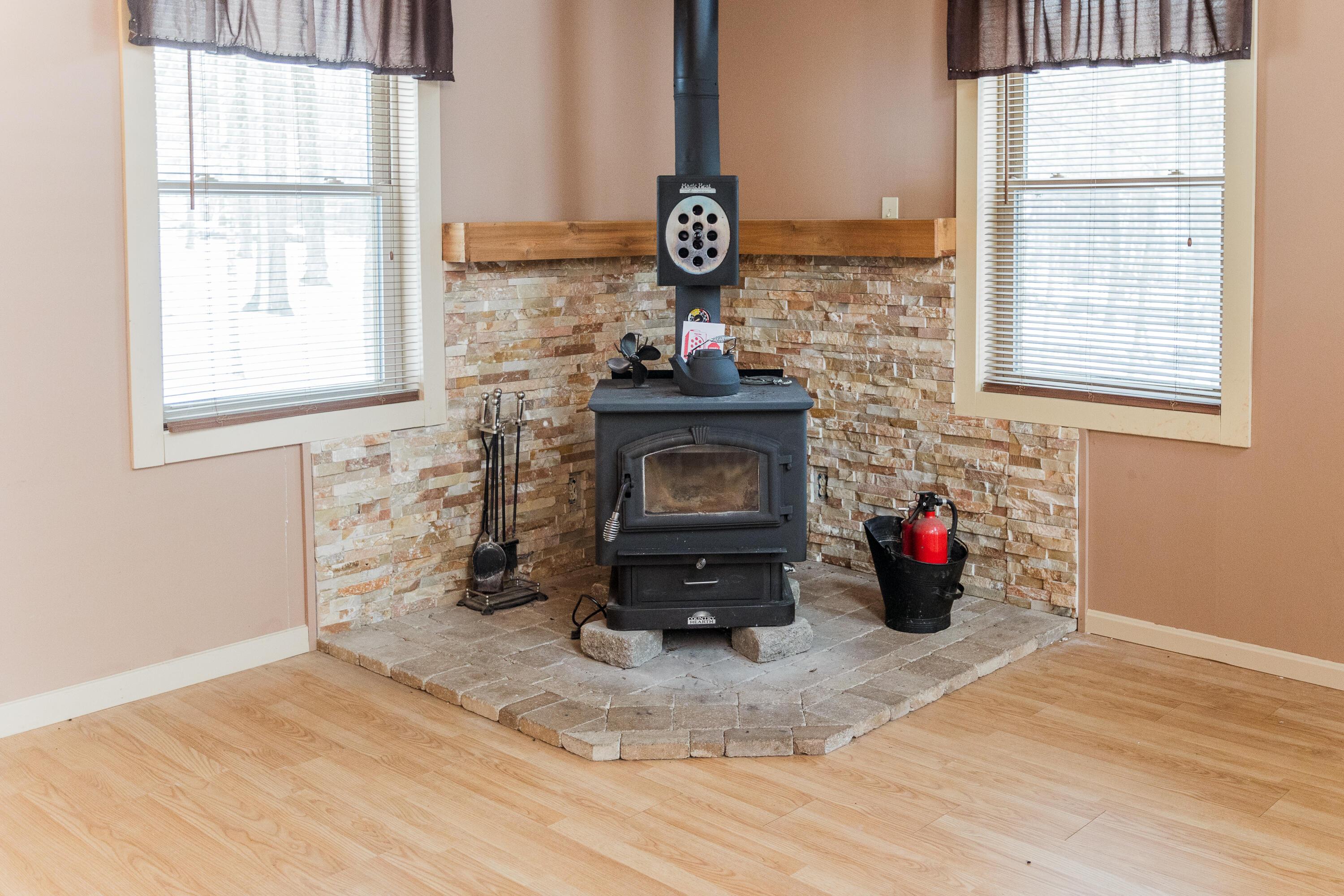 7609 Columbus Road Property Photo 16