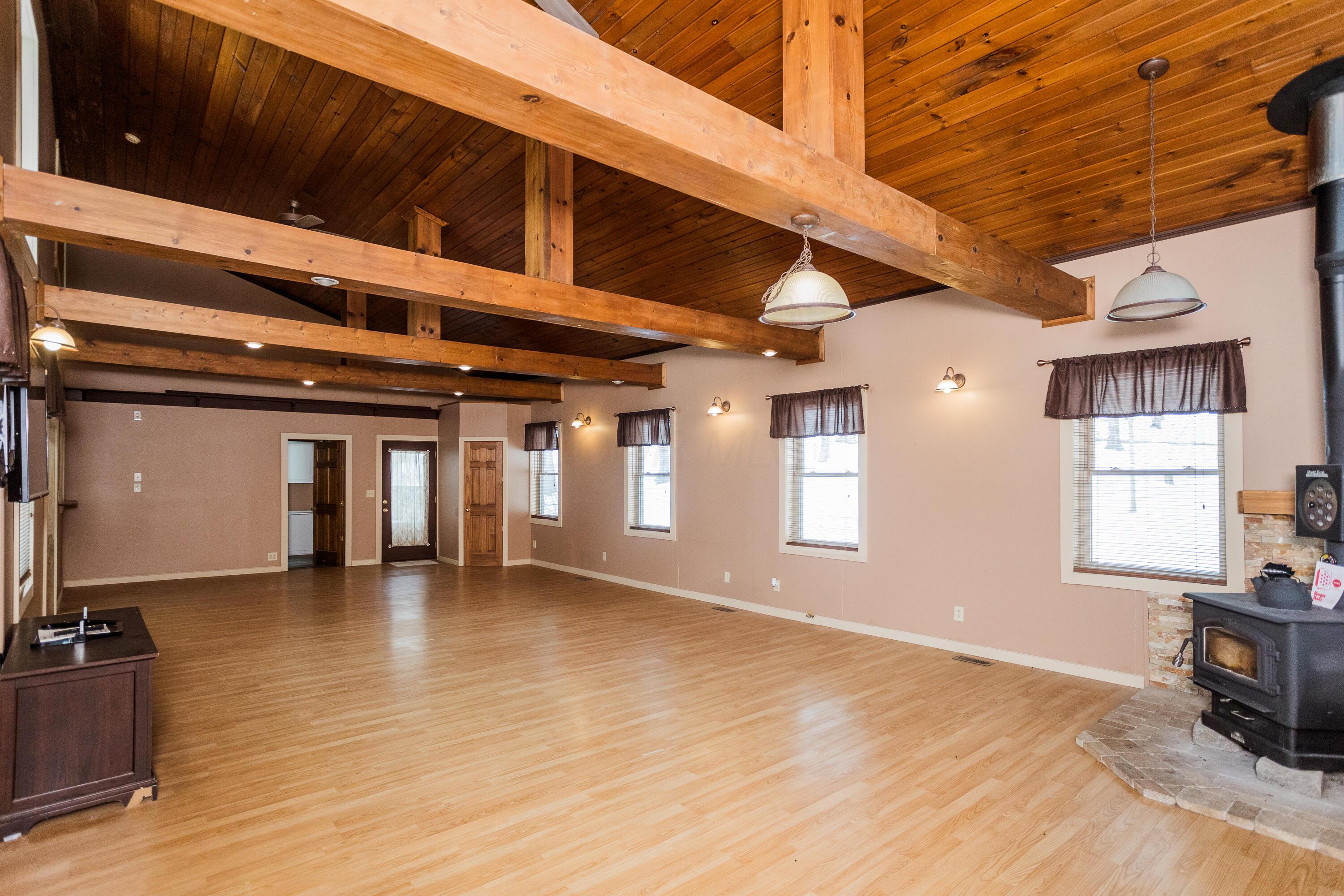 7609 Columbus Road Property Photo 17