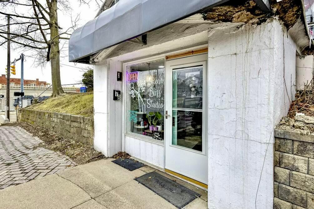23 E Vine Street Property Photo 36