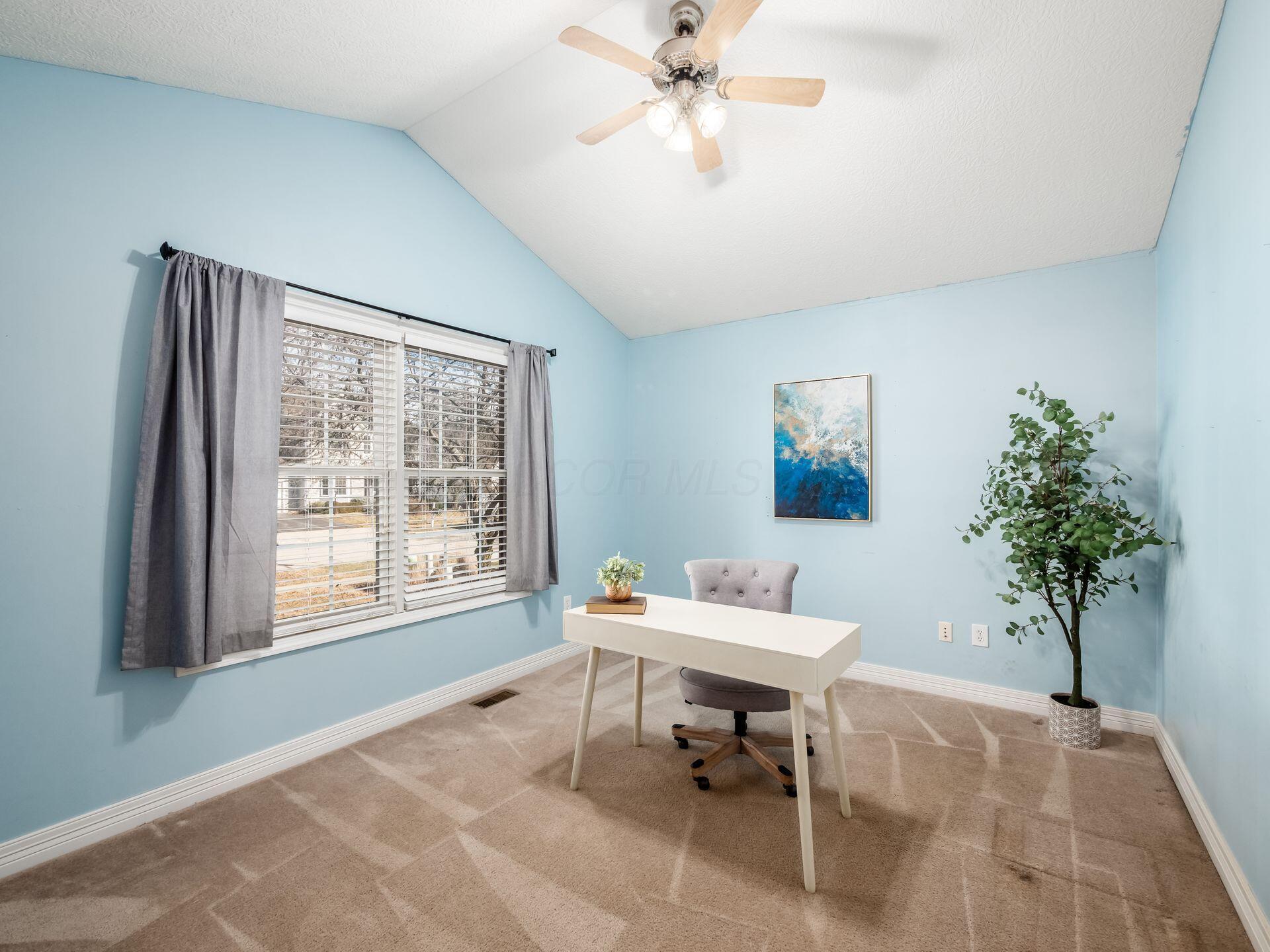 657 Stallion Way Property Photo 6
