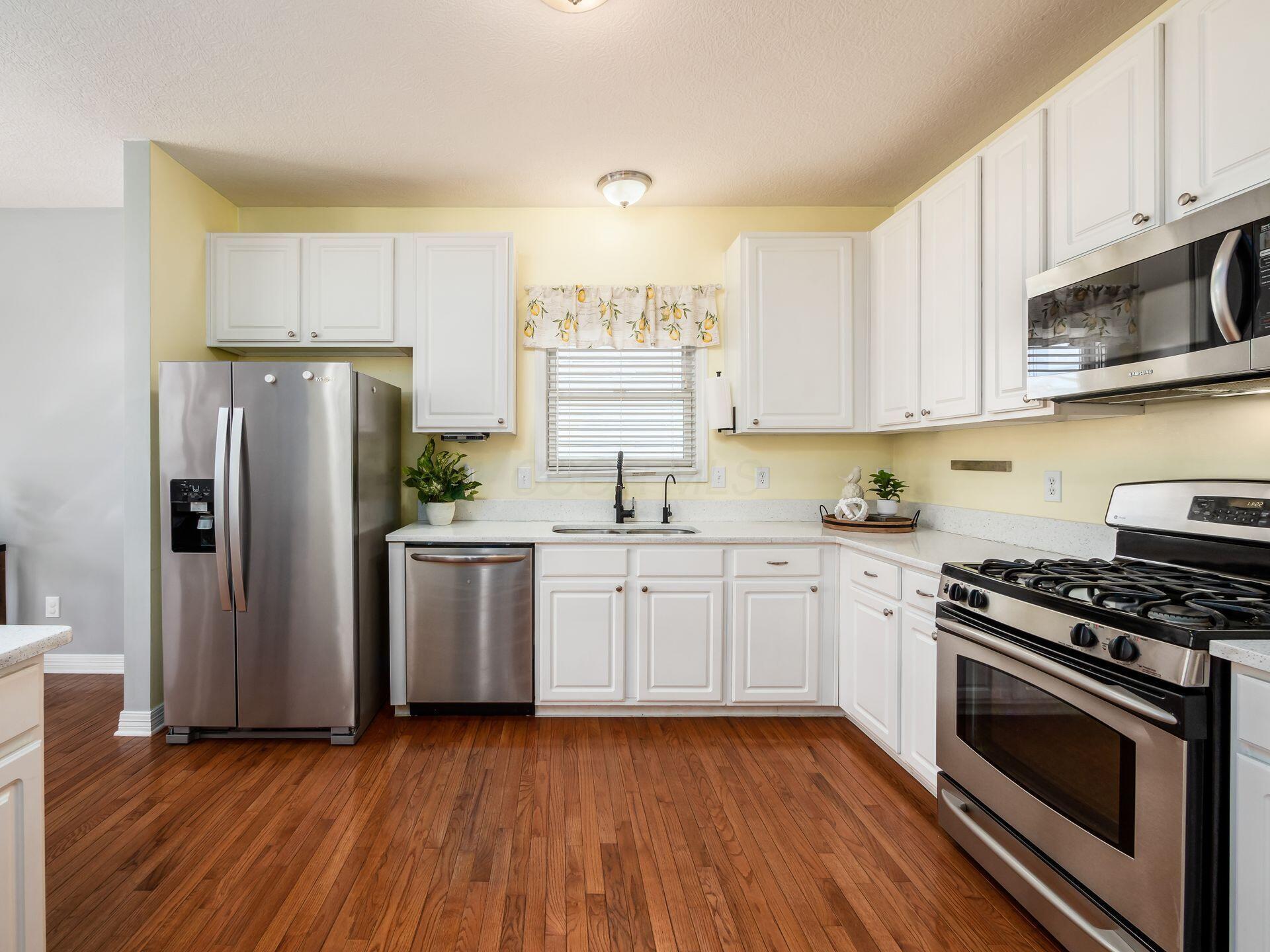 657 Stallion Way Property Photo 7