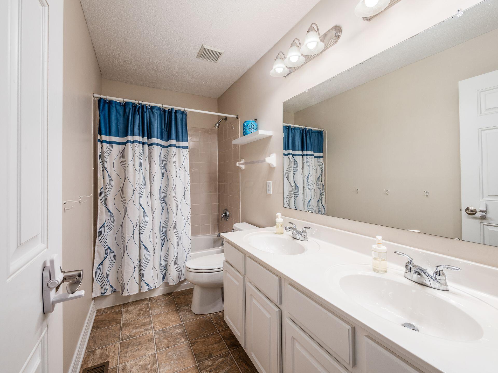 657 Stallion Way Property Photo 16