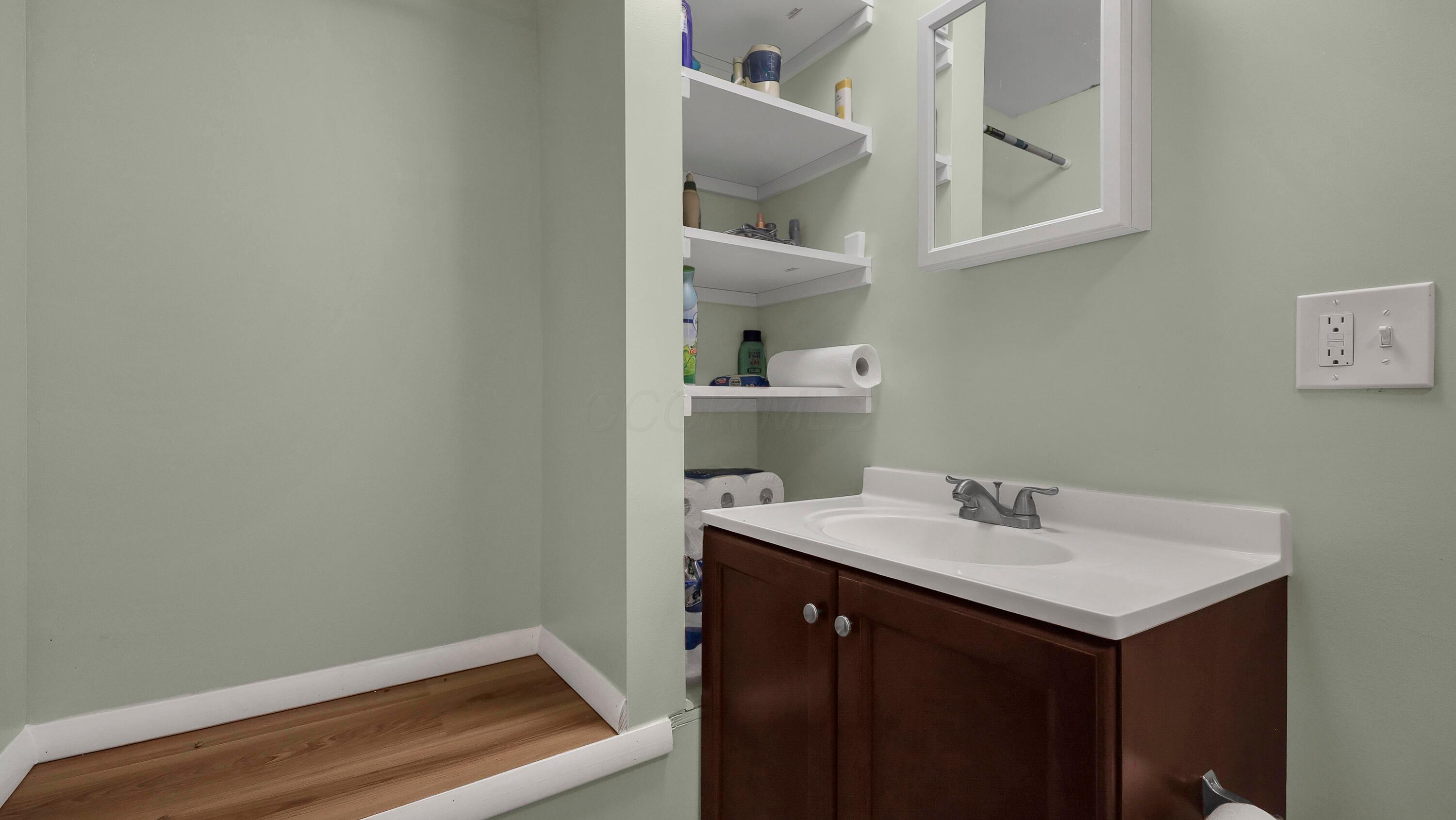 17930 Bear Road Property Photo 9