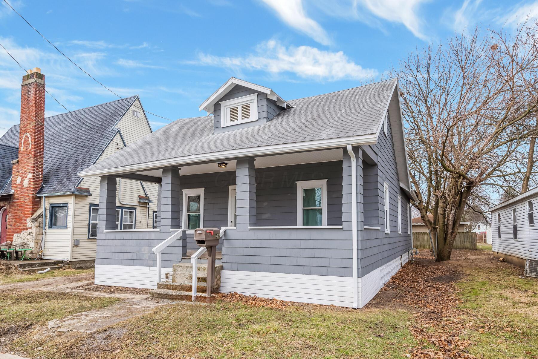 591 Park Street Property Photo 1