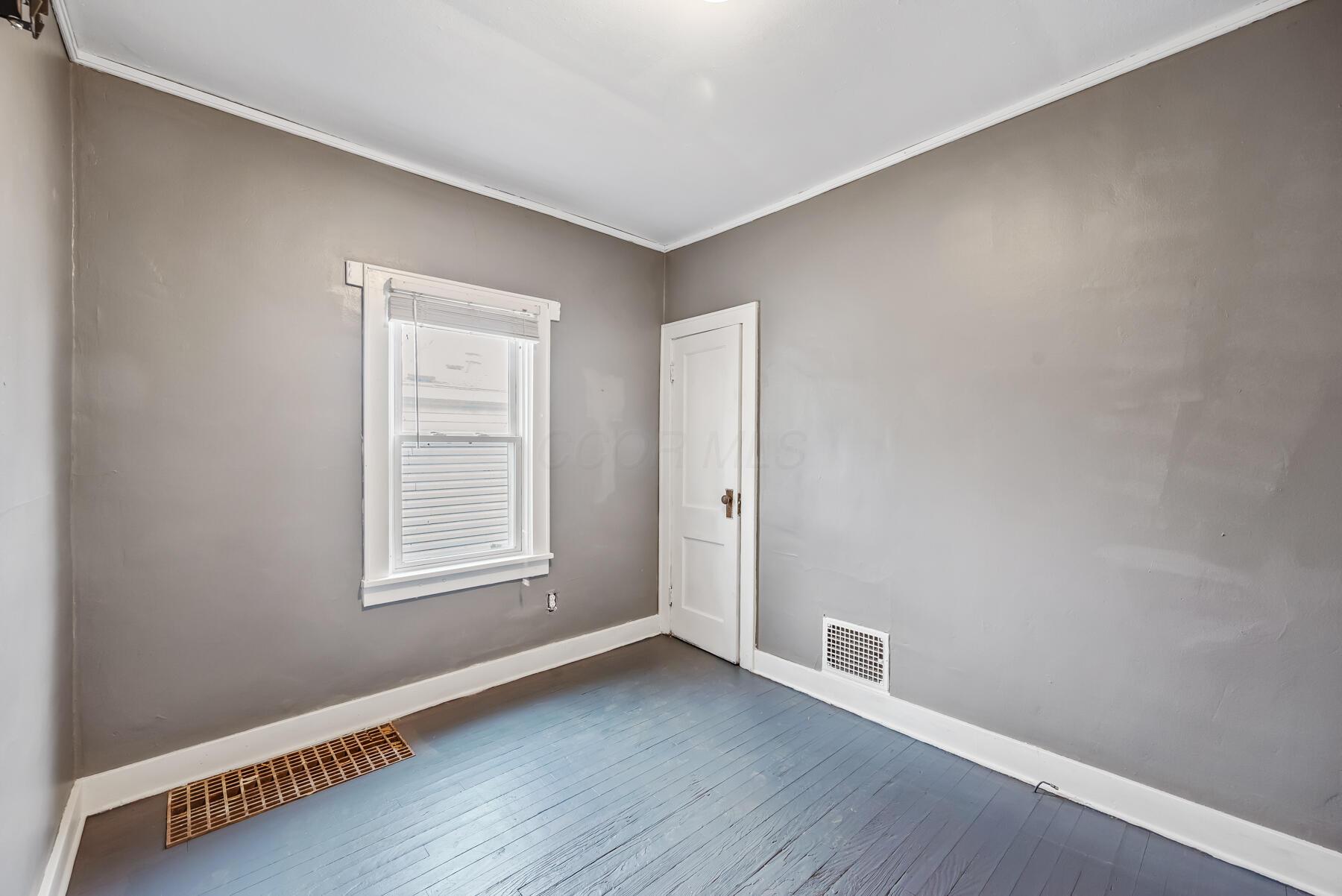 591 Park Street Property Photo 17