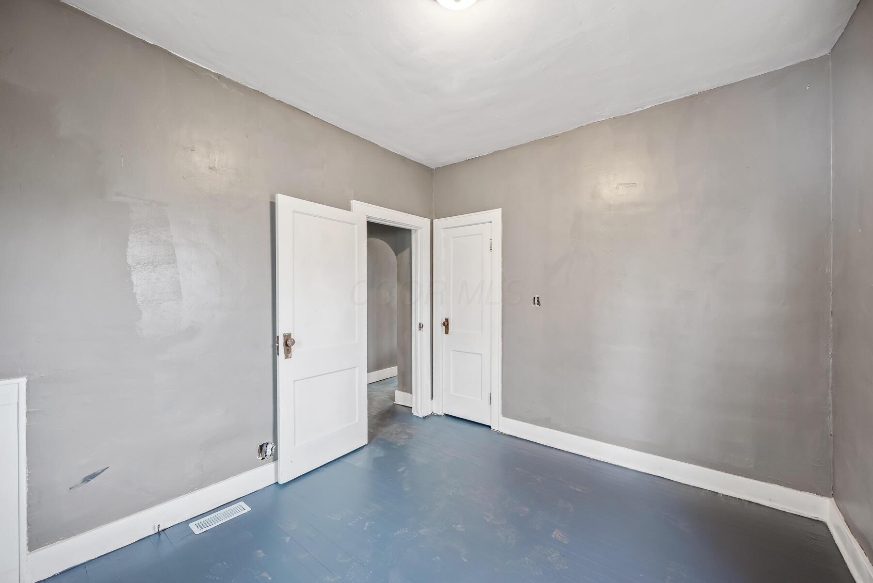 591 Park Street Property Photo 20