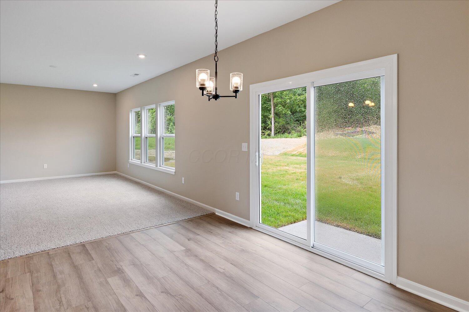 668 Deerhurst Drive Property Photo 10