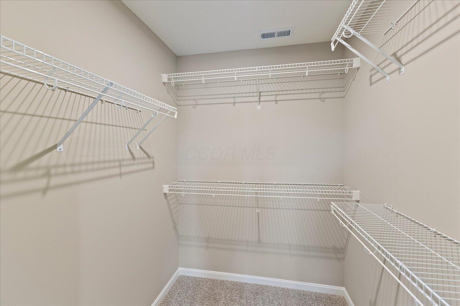 668 Deerhurst Drive Property Photo 17
