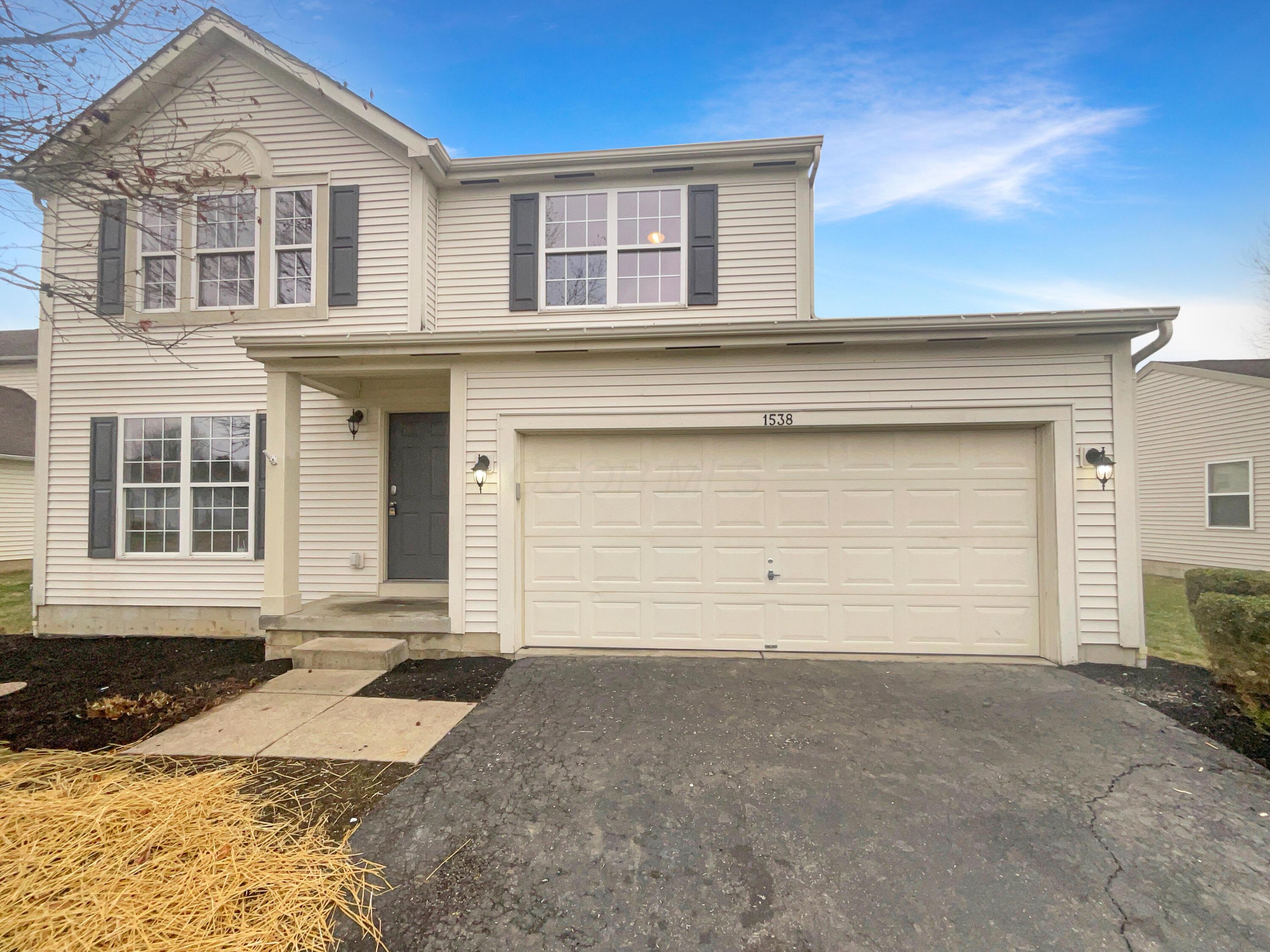 1538 Mallard Circle W Property Photo 1