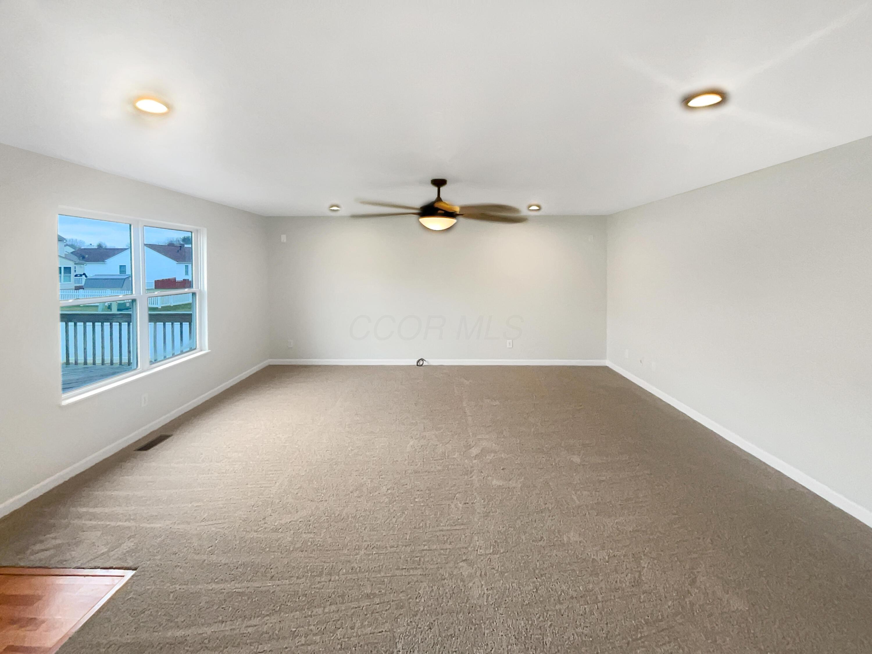 1538 Mallard Circle W Property Photo 3