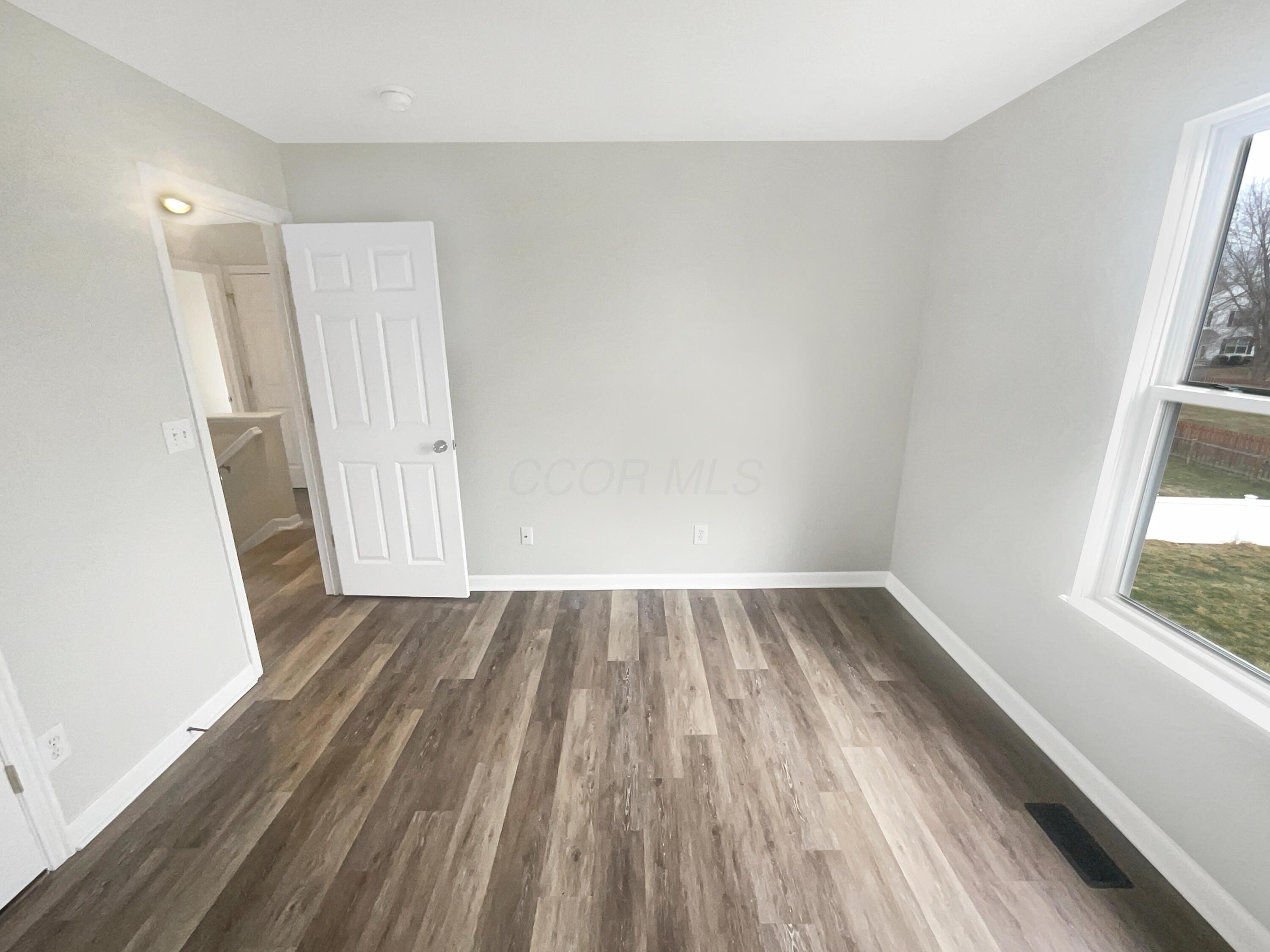 1538 Mallard Circle W Property Photo 18