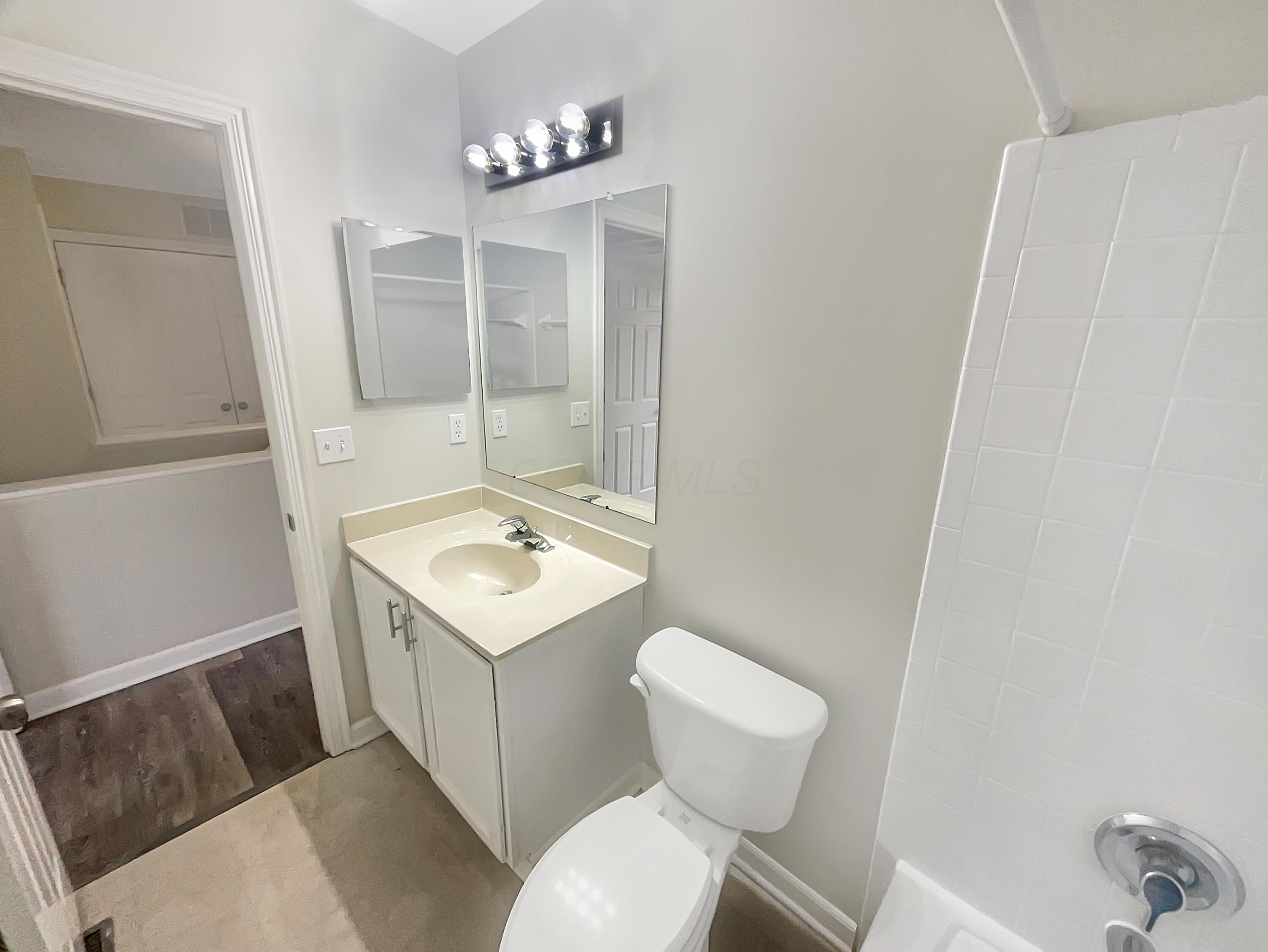 1538 Mallard Circle W Property Photo 19