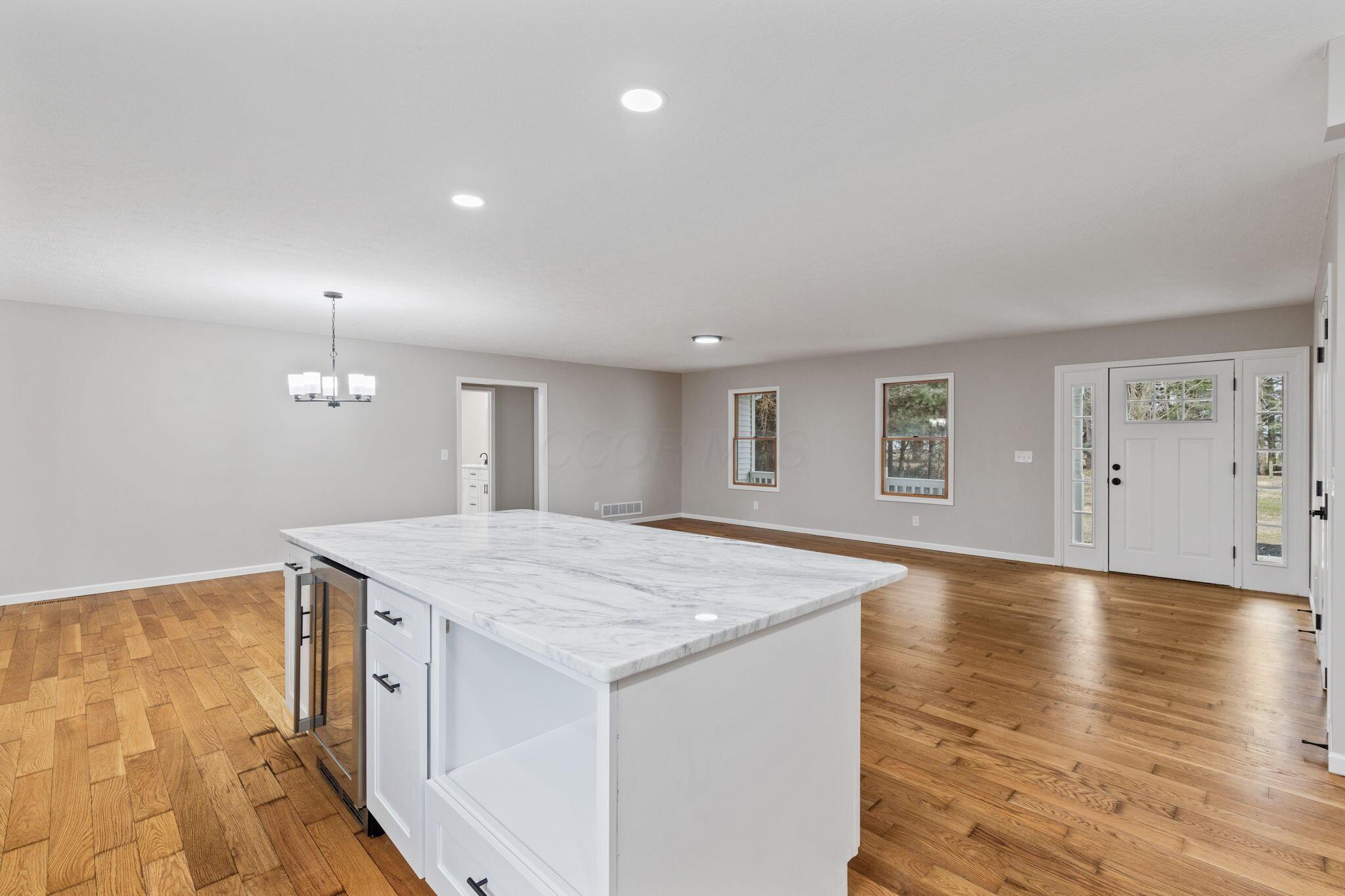 3284 Radnor Road Property Photo 8