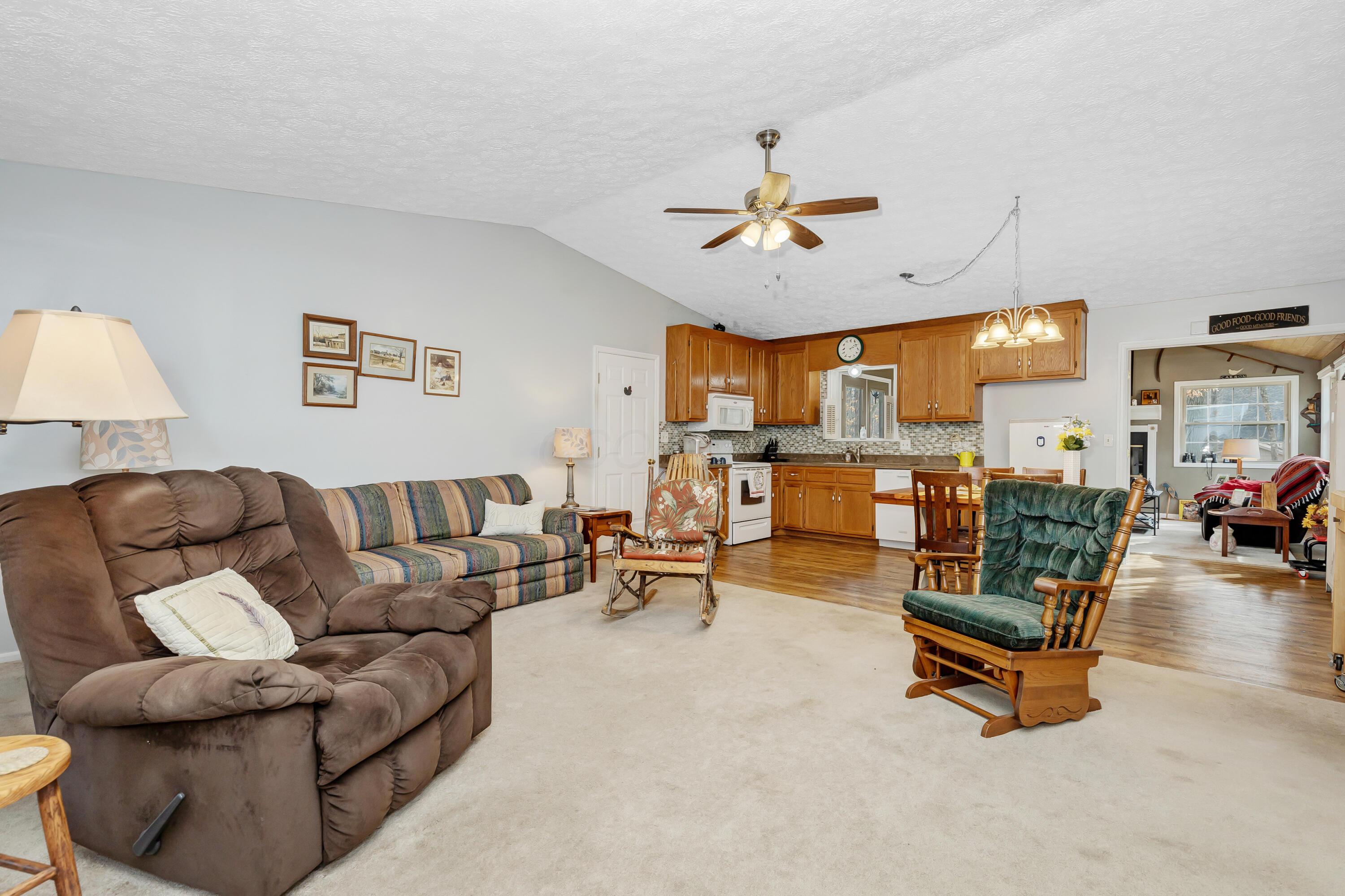 7326 State Route 19 U8 L264-265 Property Photo 6
