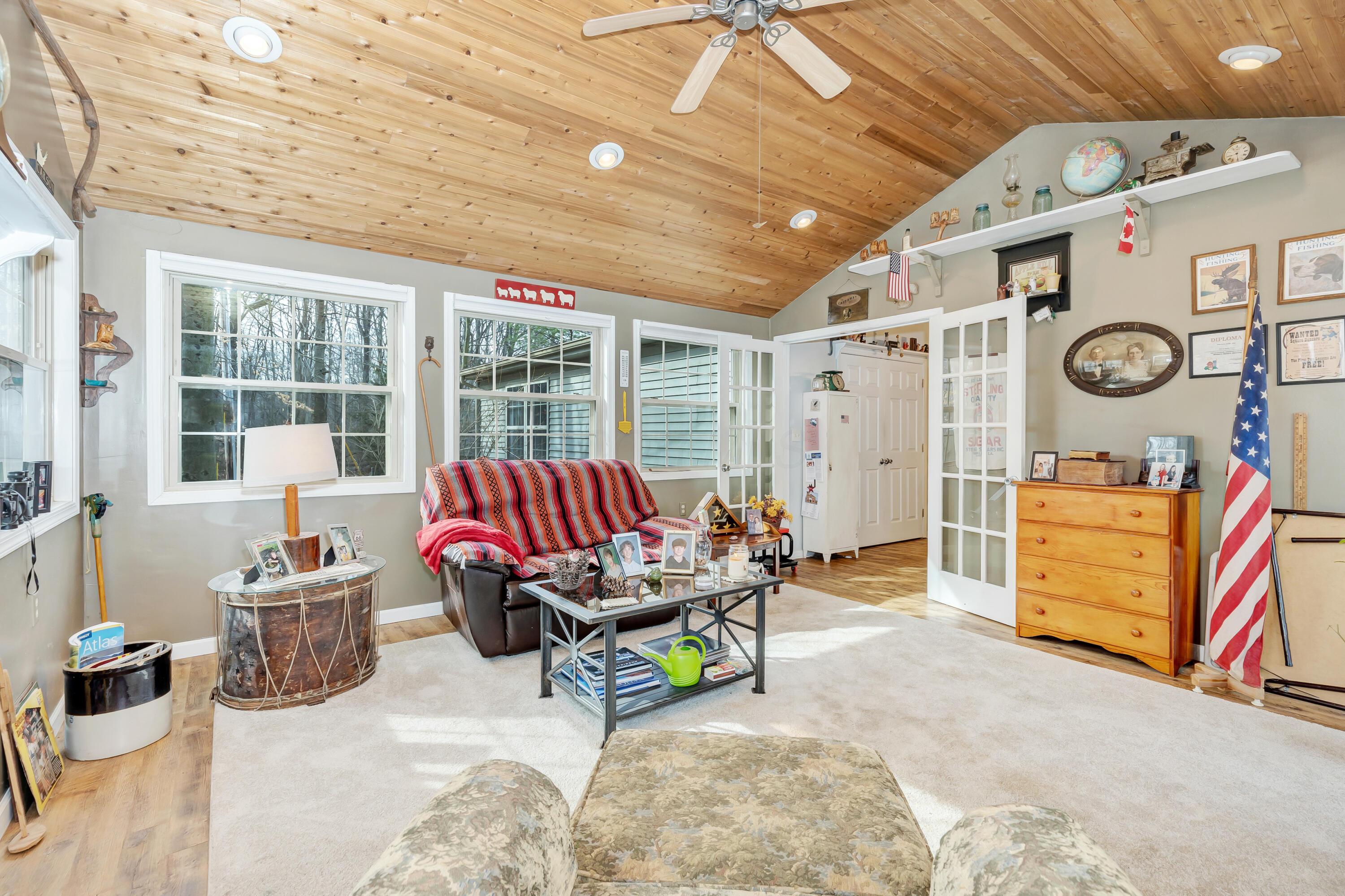7326 State Route 19 U8 L264-265 Property Photo 14
