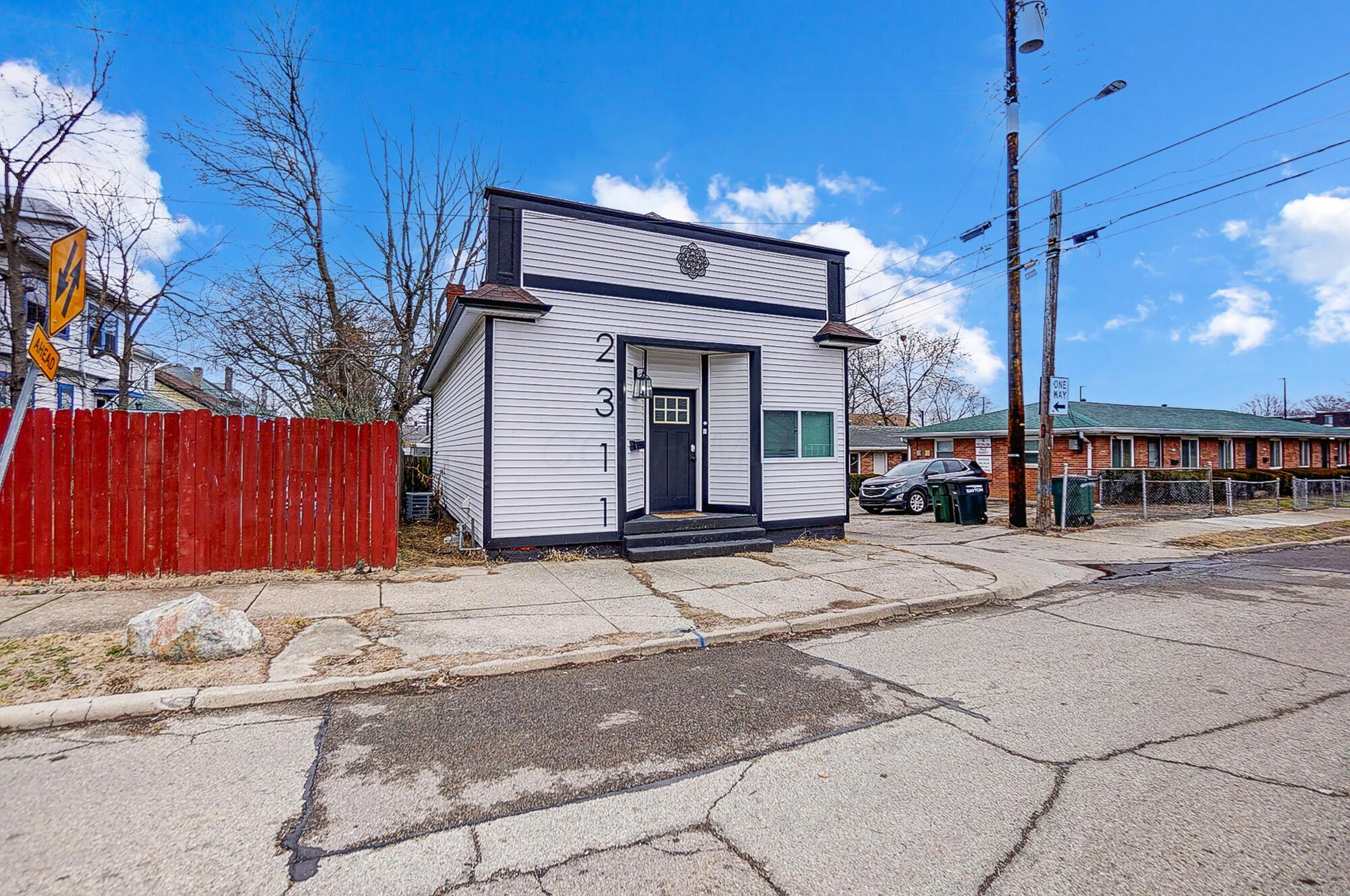 2311 Argyle Street Property Photo 2