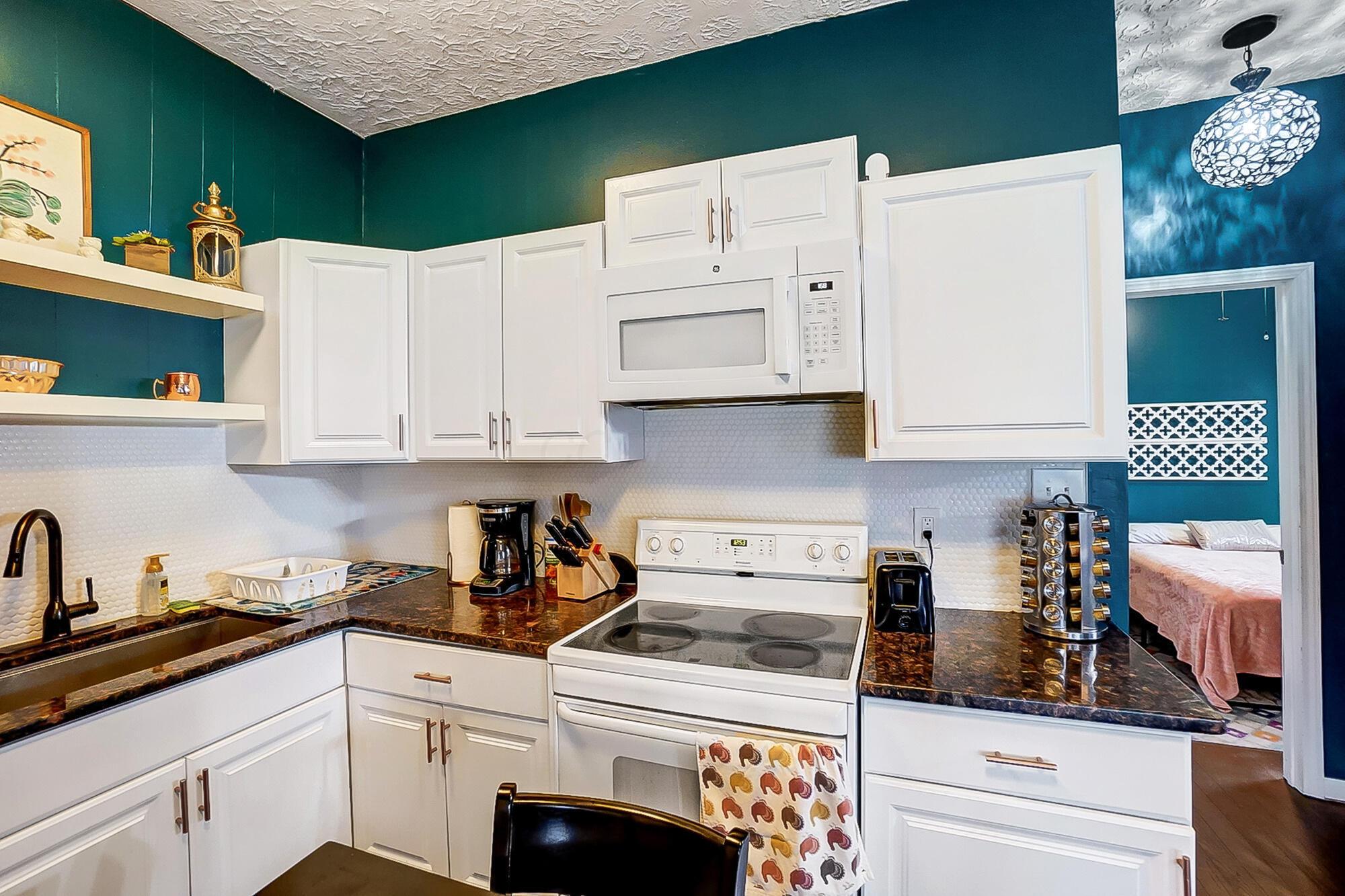 2311 Argyle Street Property Photo 7