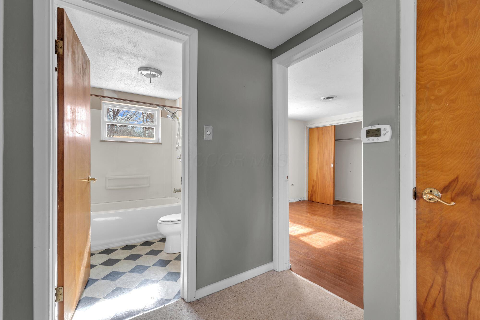 1089 Hills Miller Road Property Photo 16
