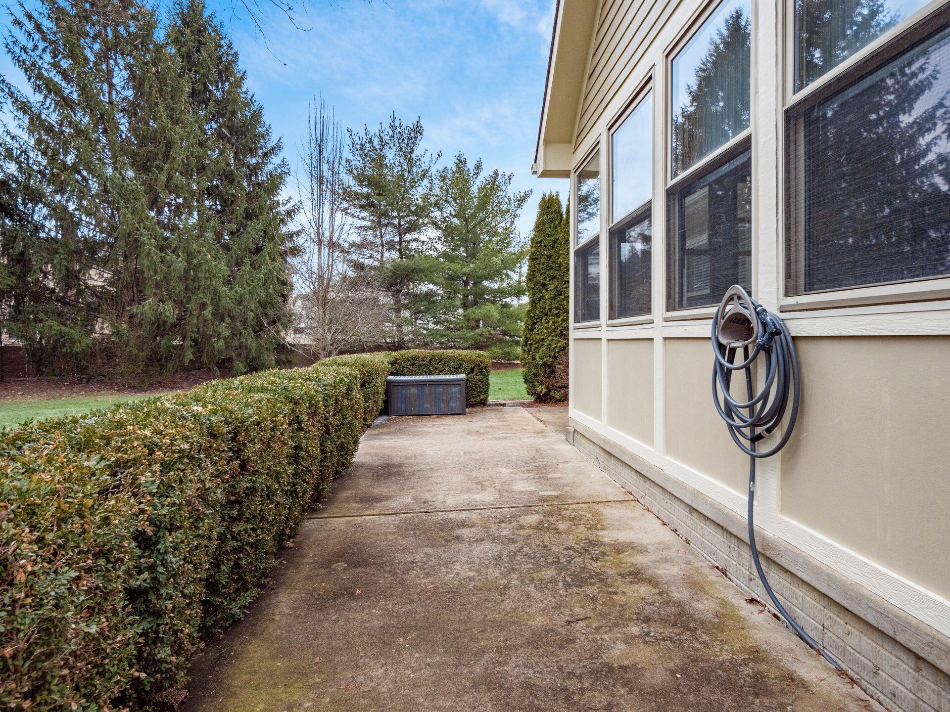 413 Wyndham Park S Property Photo 12