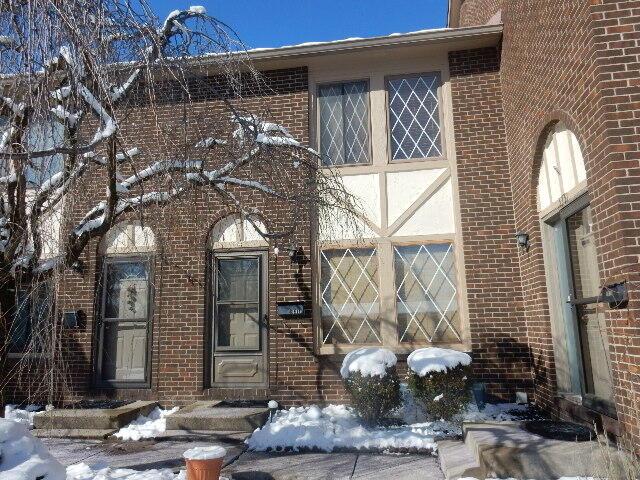 5349 Valley Lane E, Z71 Property Photo 1