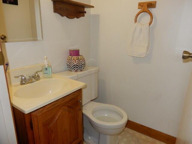 5349 Valley Lane E, Z71 Property Photo 4