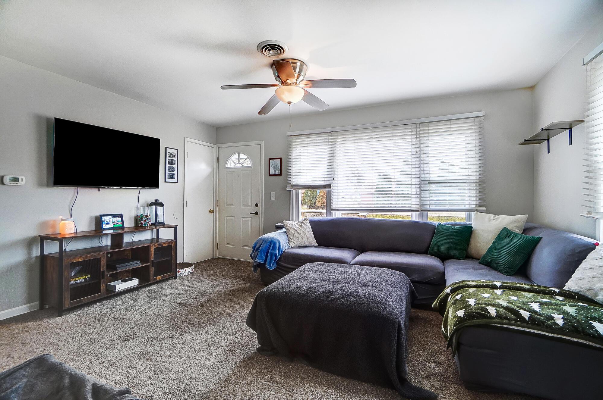 1503 Beach Drive Property Photo 5