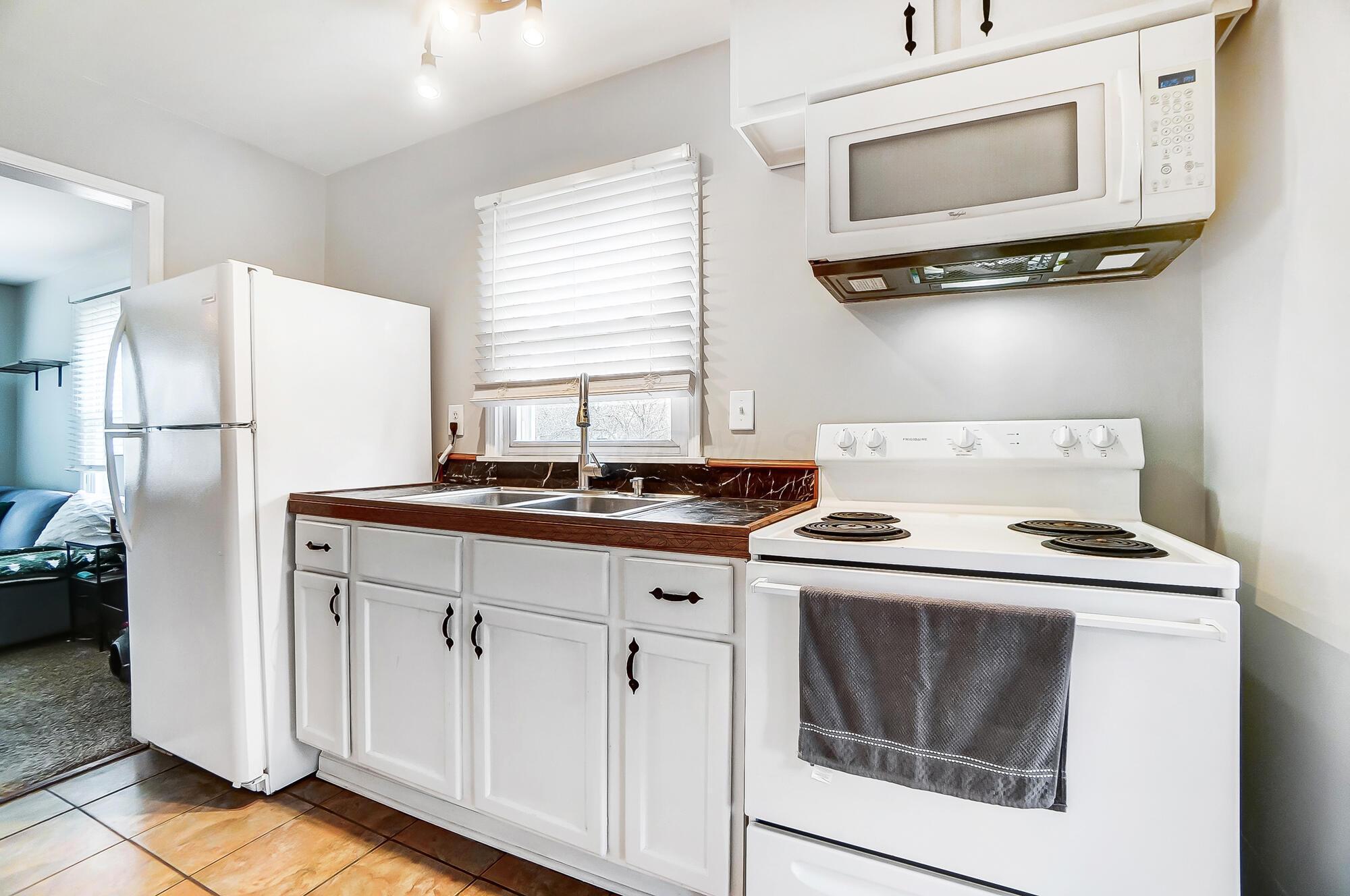 1503 Beach Drive Property Photo 13