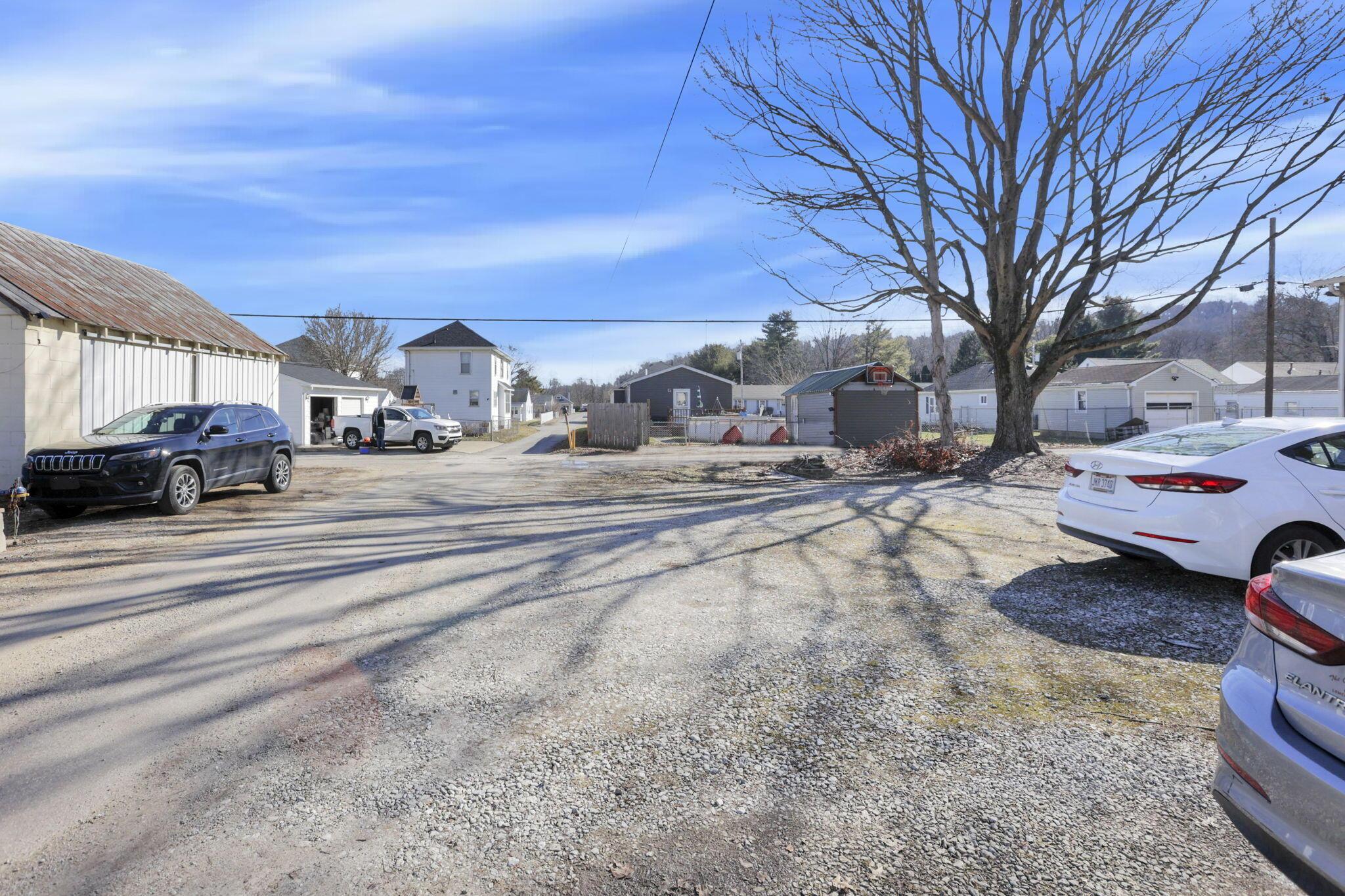 1000 S Broad Street Property Photo 11